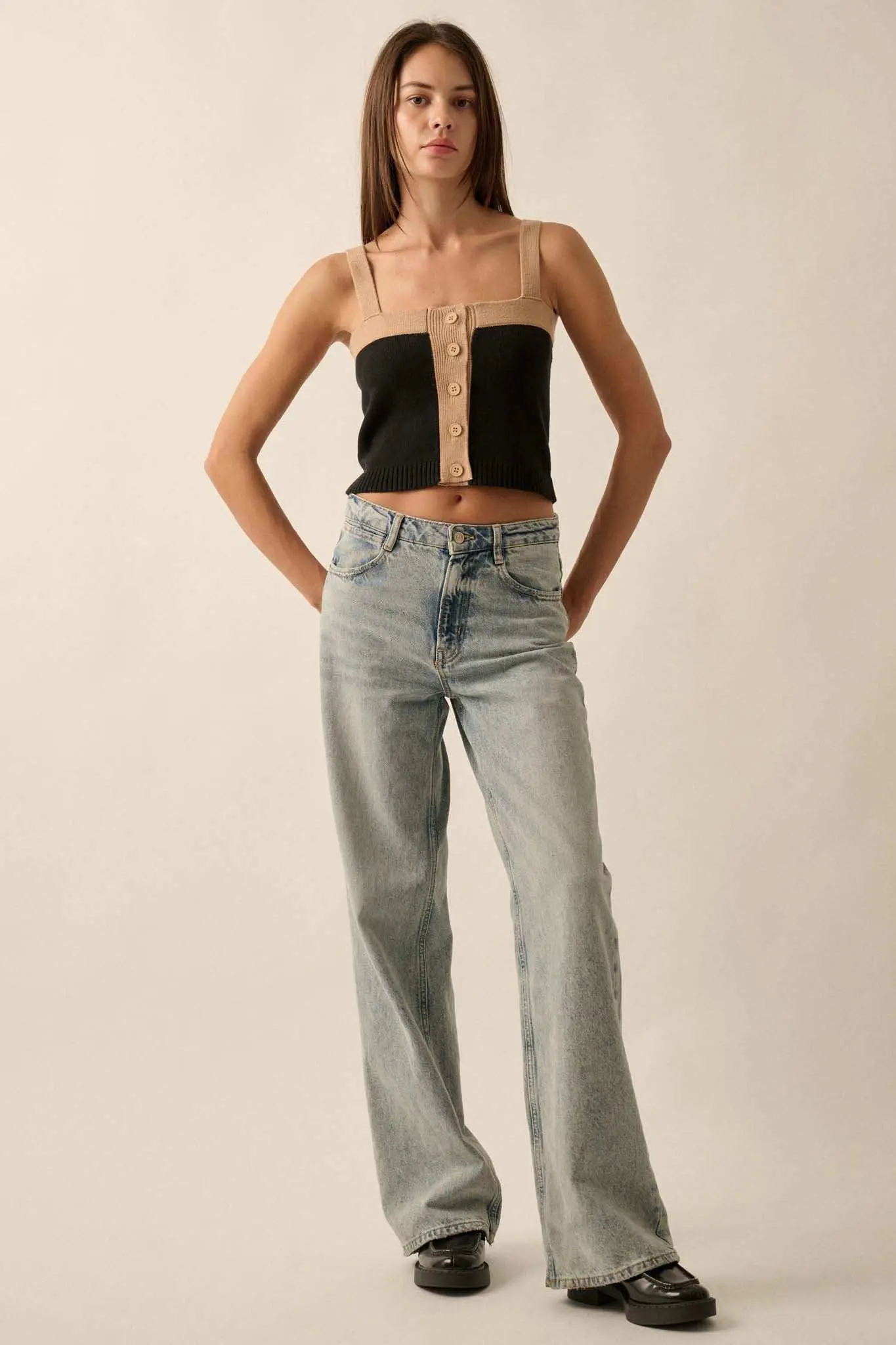 Iconic Style Colorblock Buttoned Sweater Cami Top - Image 7