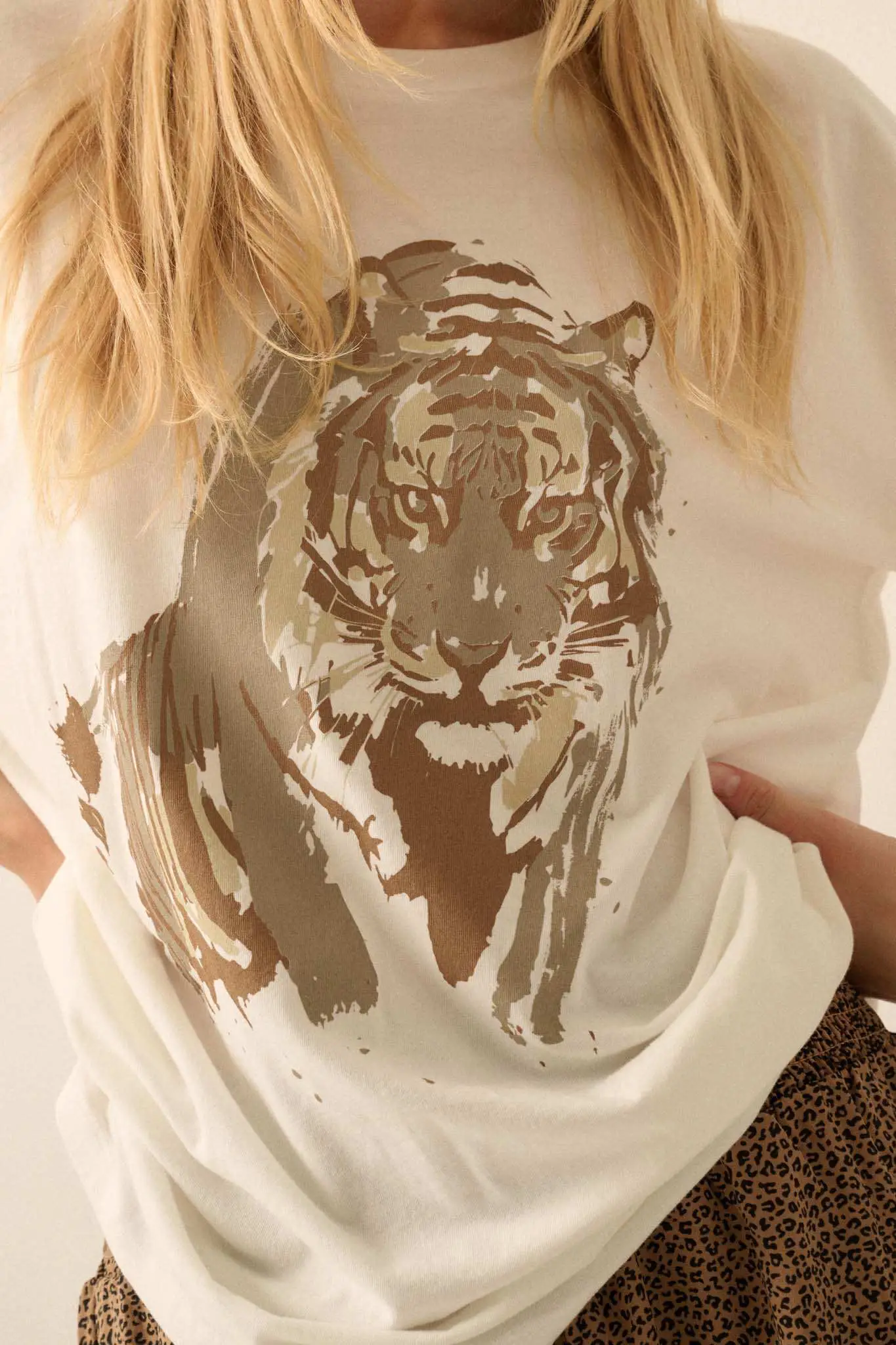 Intense Tiger Oversize Graphic Tee - Image 2