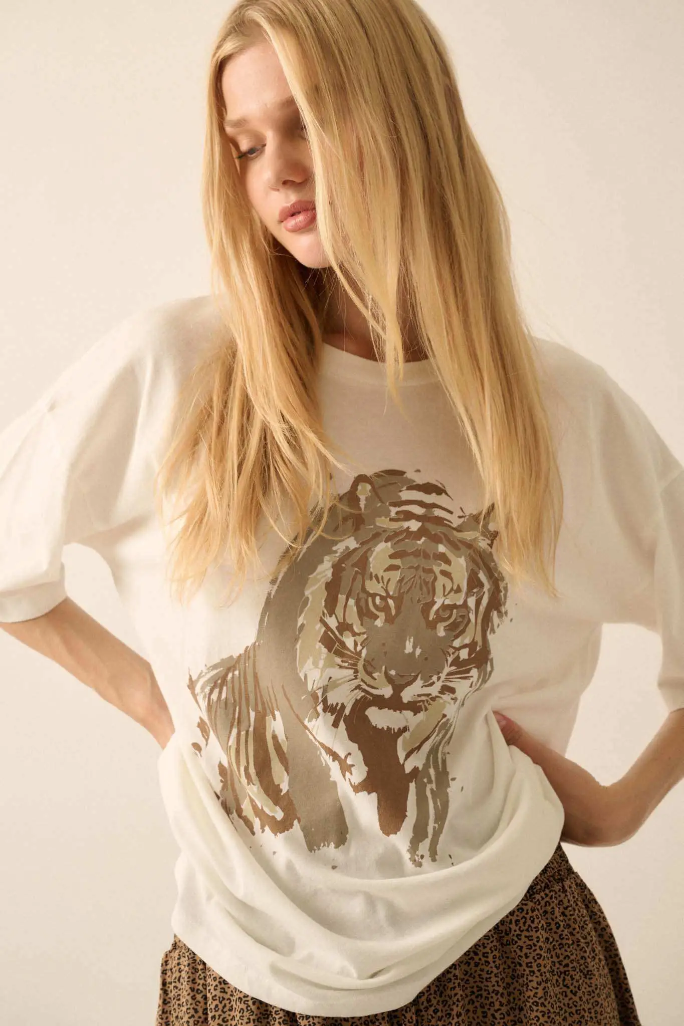 Intense Tiger Oversize Graphic Tee - Image 4