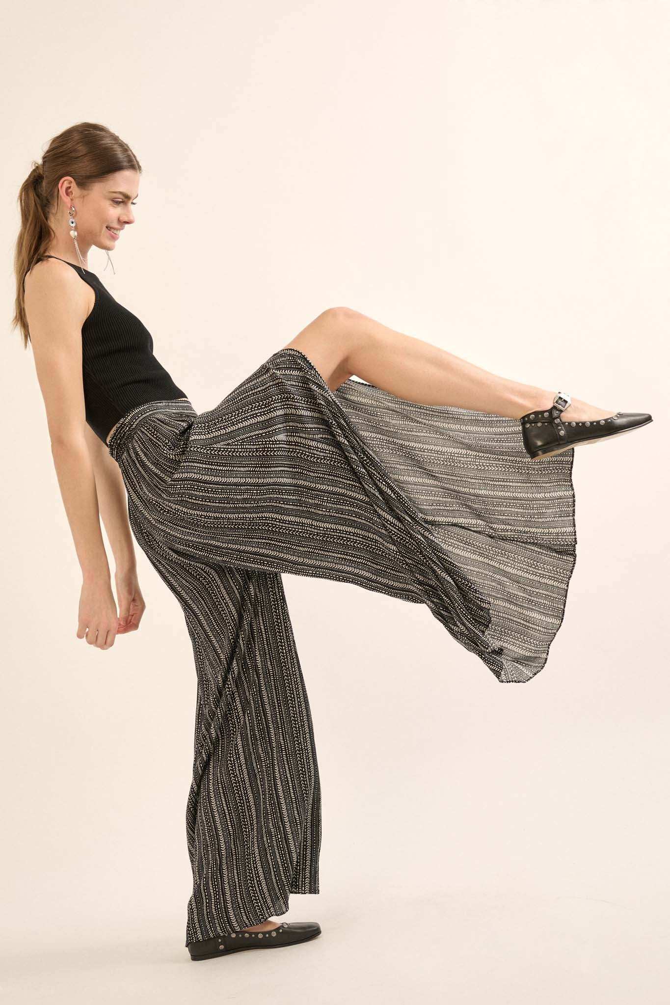 Journey Begins Geo-Print Wide-Leg Split Pants - Image 7