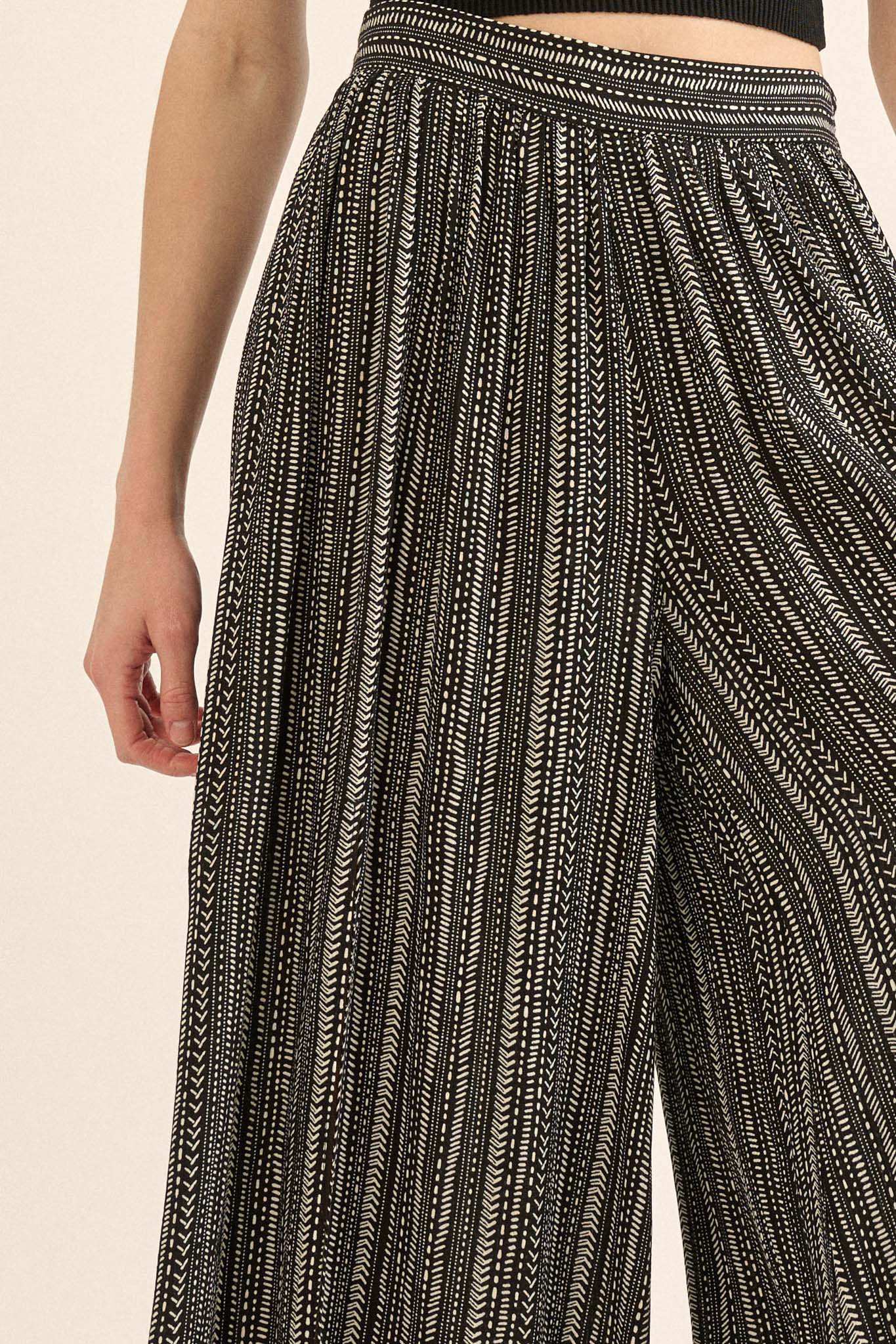 Journey Begins Geo-Print Wide-Leg Split Pants - Image 8