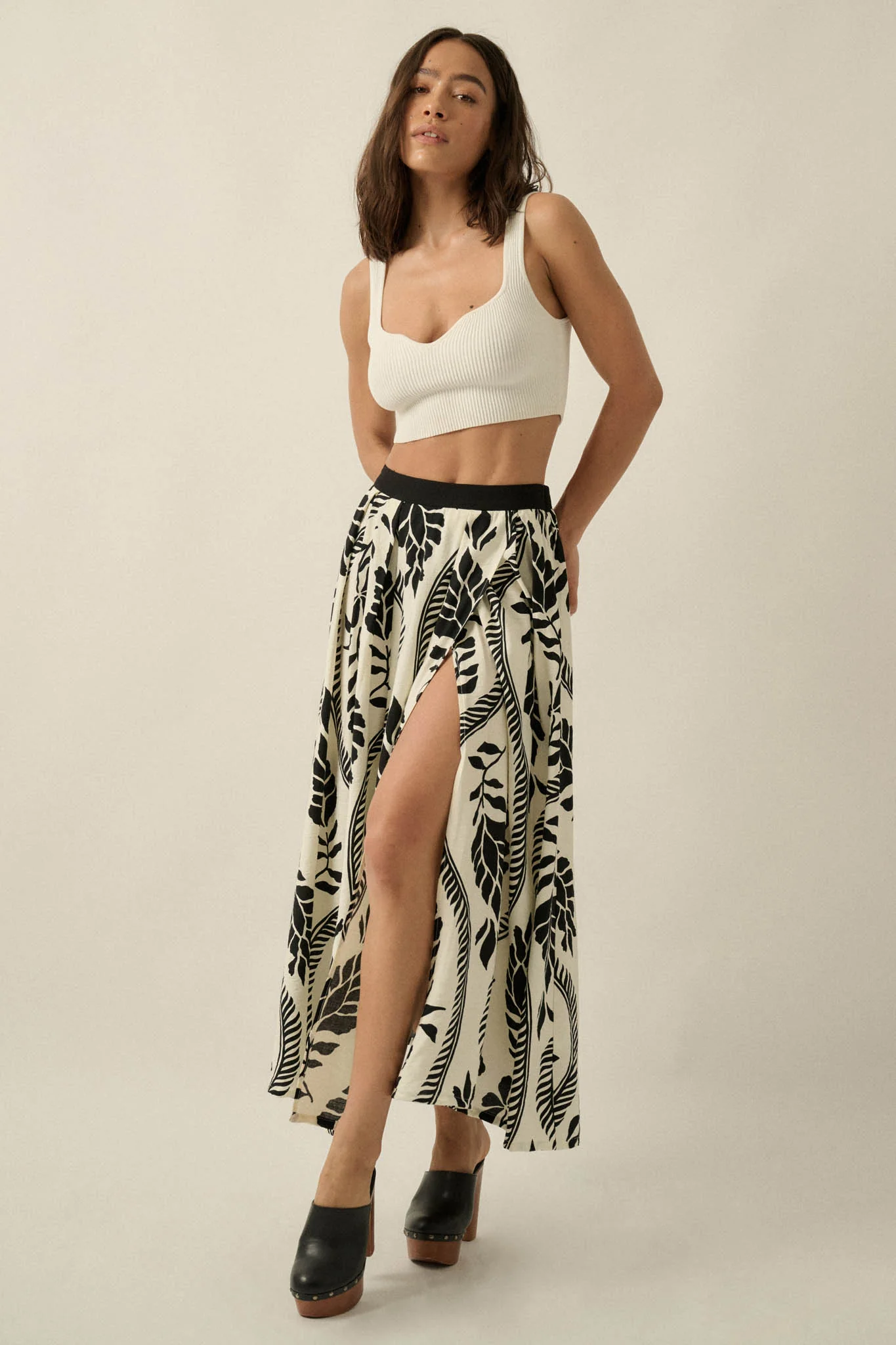 Jungle Cruise Tropical-Print Pleated Wrap Maxi Skirt