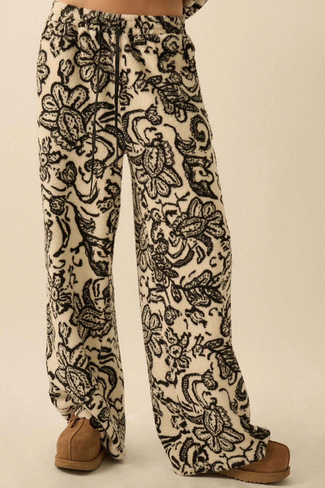 Just A Dream Paisley Fleece Wide-Leg Pants - Image 2