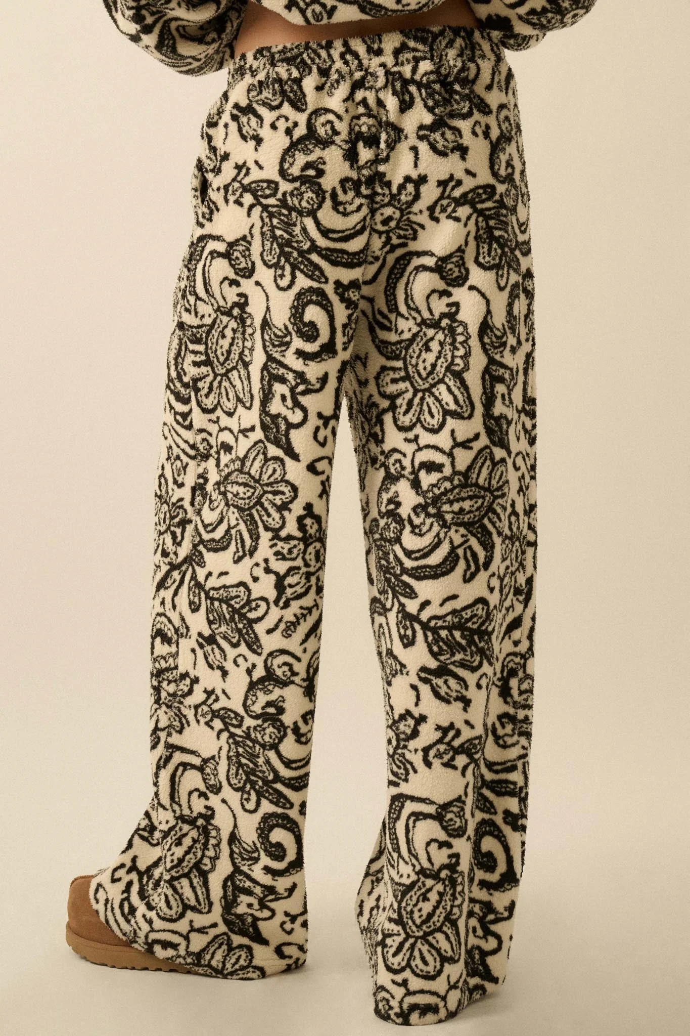 Just A Dream Paisley Fleece Wide-Leg Pants - Image 6