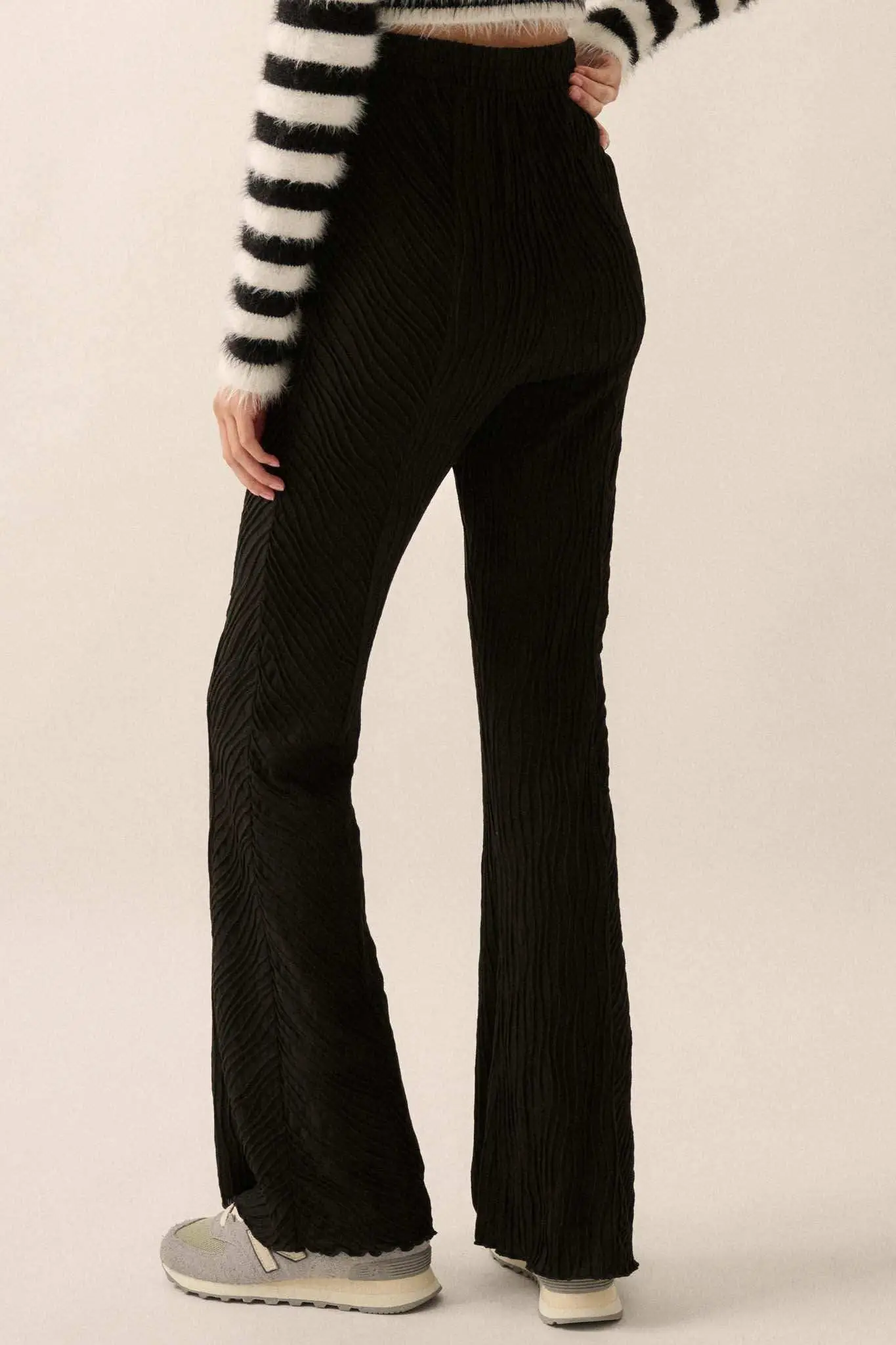 Just Flow With It Wavy Ribbed-Knit Flare Pants - Image 15