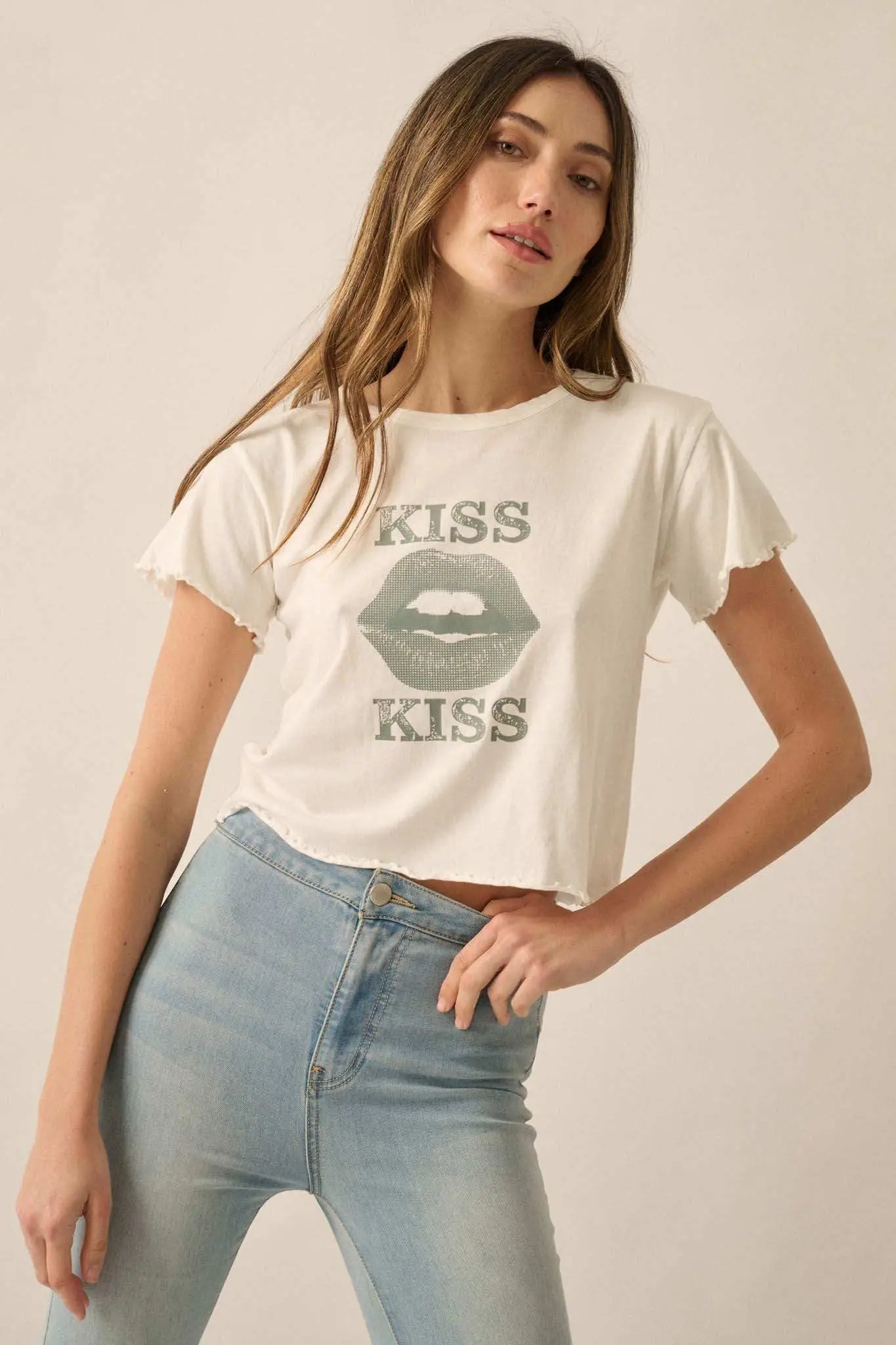 Kiss Kiss Cropped Lettuce-Edge Graphic Baby Tee