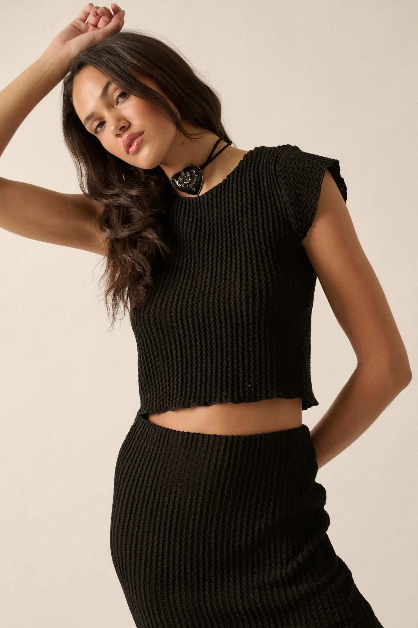 Kiss Me Textured Pucker-Knit Cap-Sleeve Crop Top - Image 6