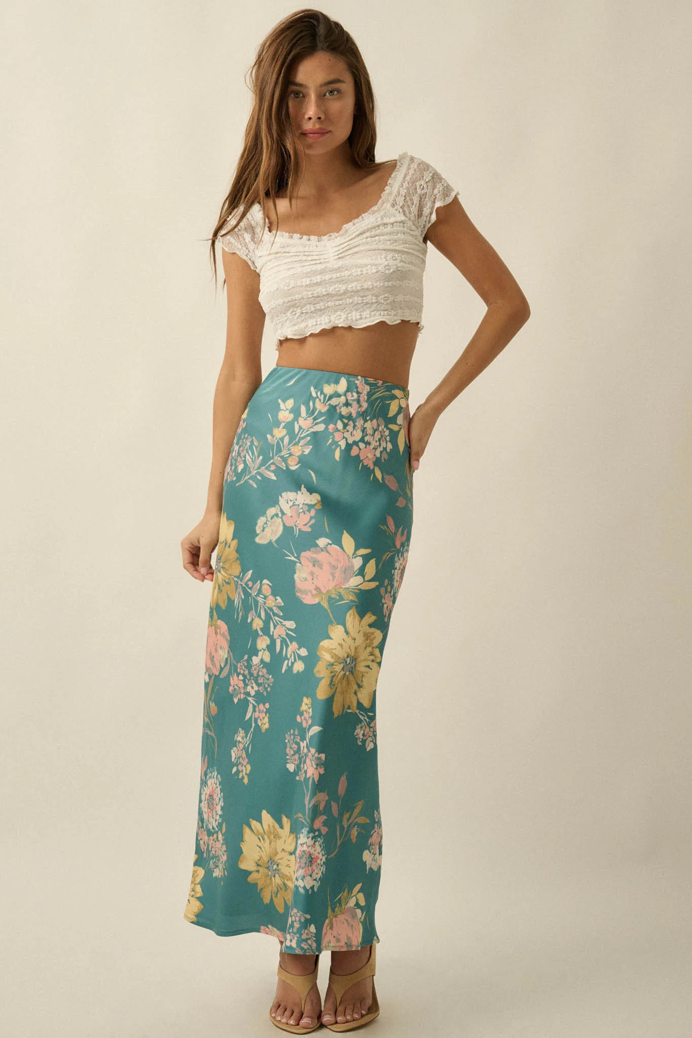 Lacy Blooms Floral Lace Cropped V-Neck Top - Image 16