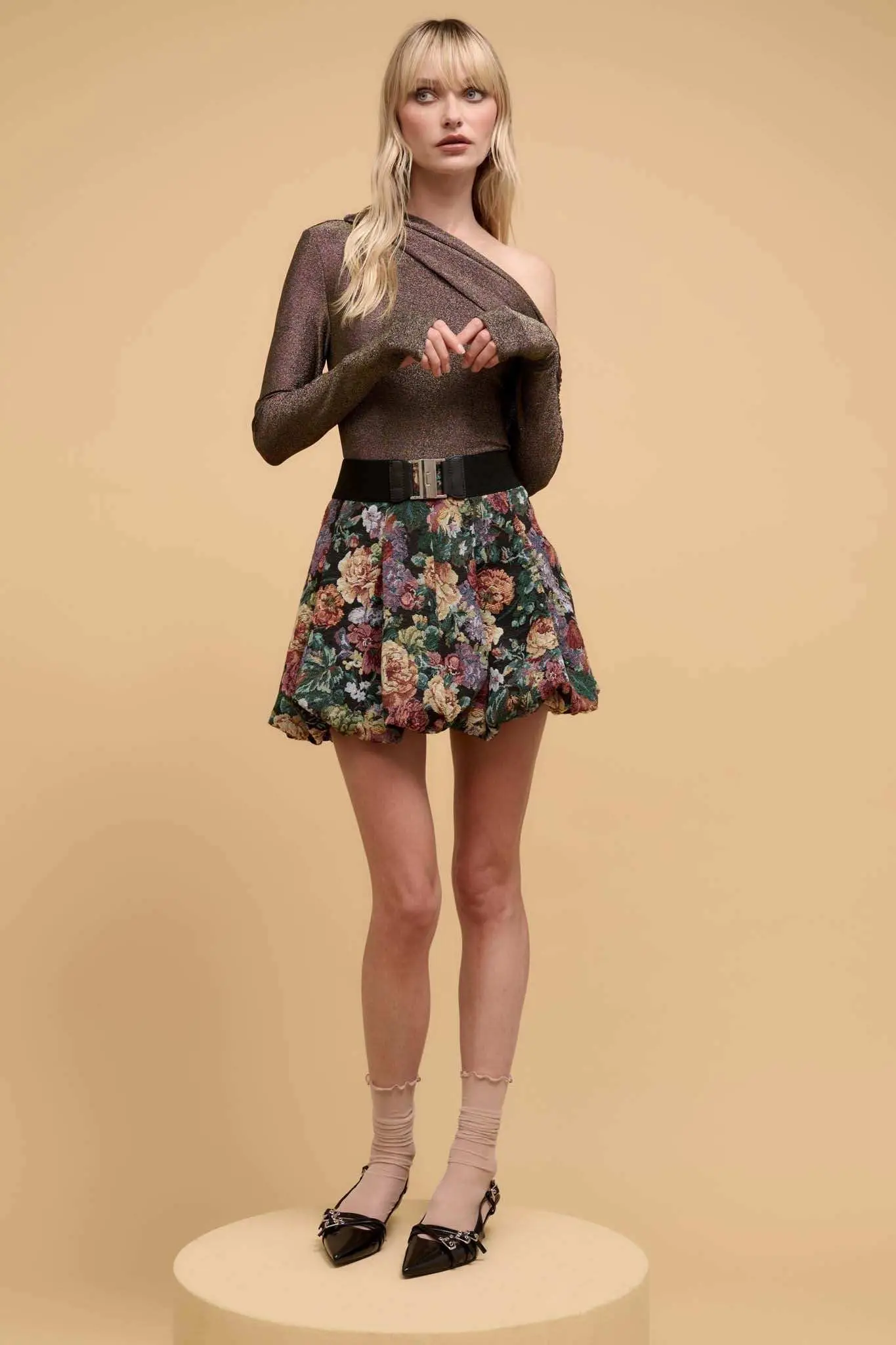 Life on Mars Metallic Knit One-Shoulder Top - Image 9