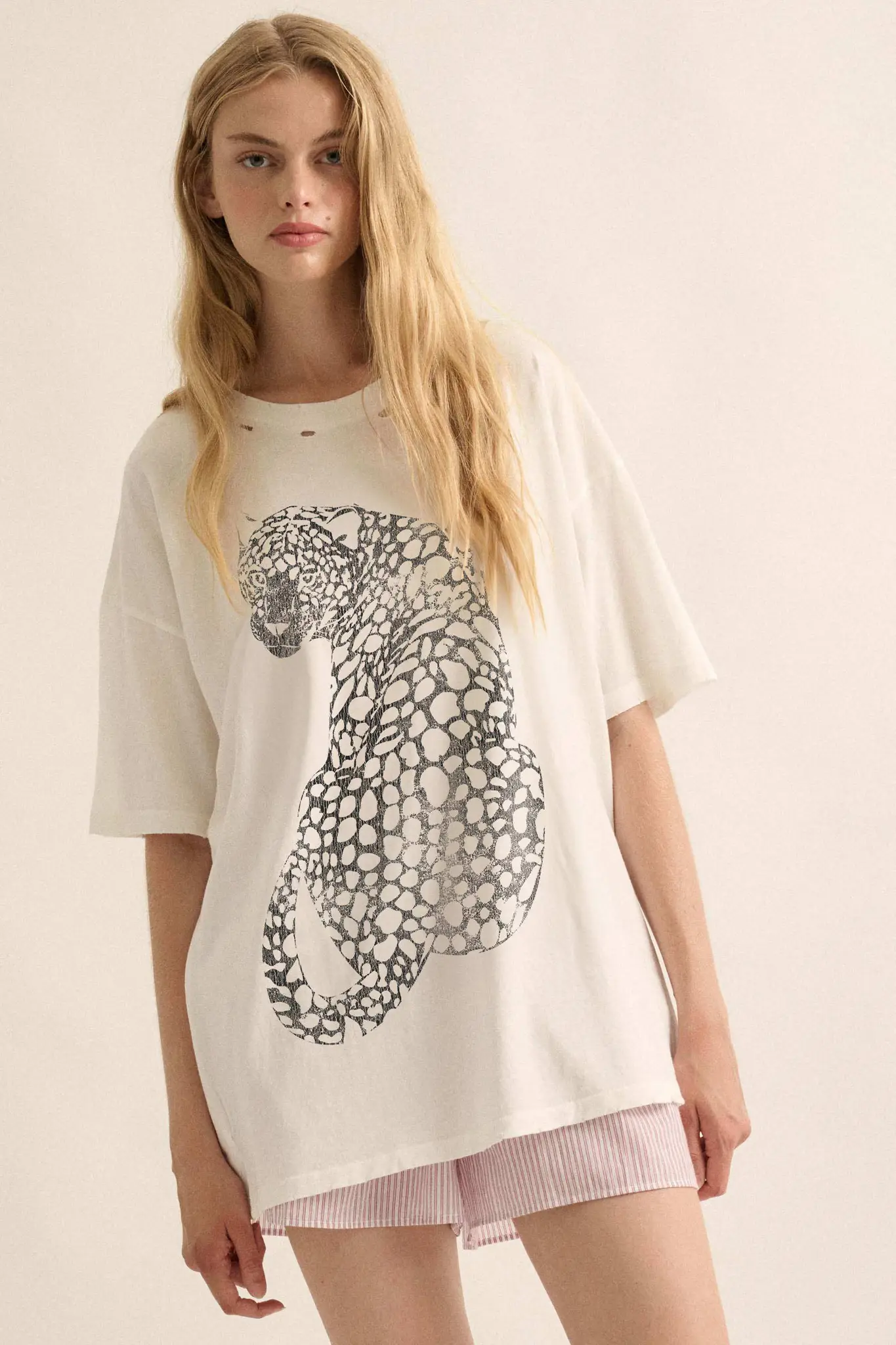Lovely Leopard Distressed Oversize Graphic Tee - Image 10