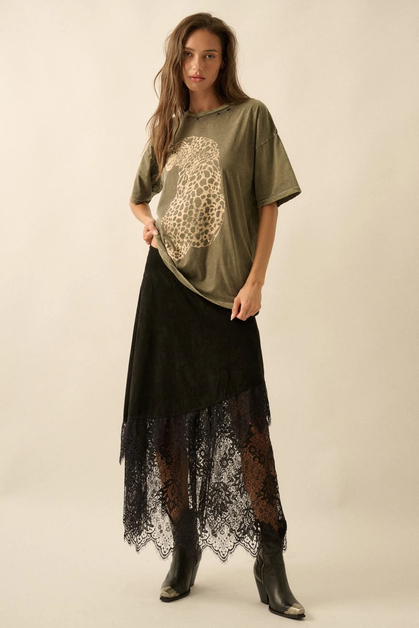 Lovely Leopard Distressed Oversize Graphic Tee - Image 15