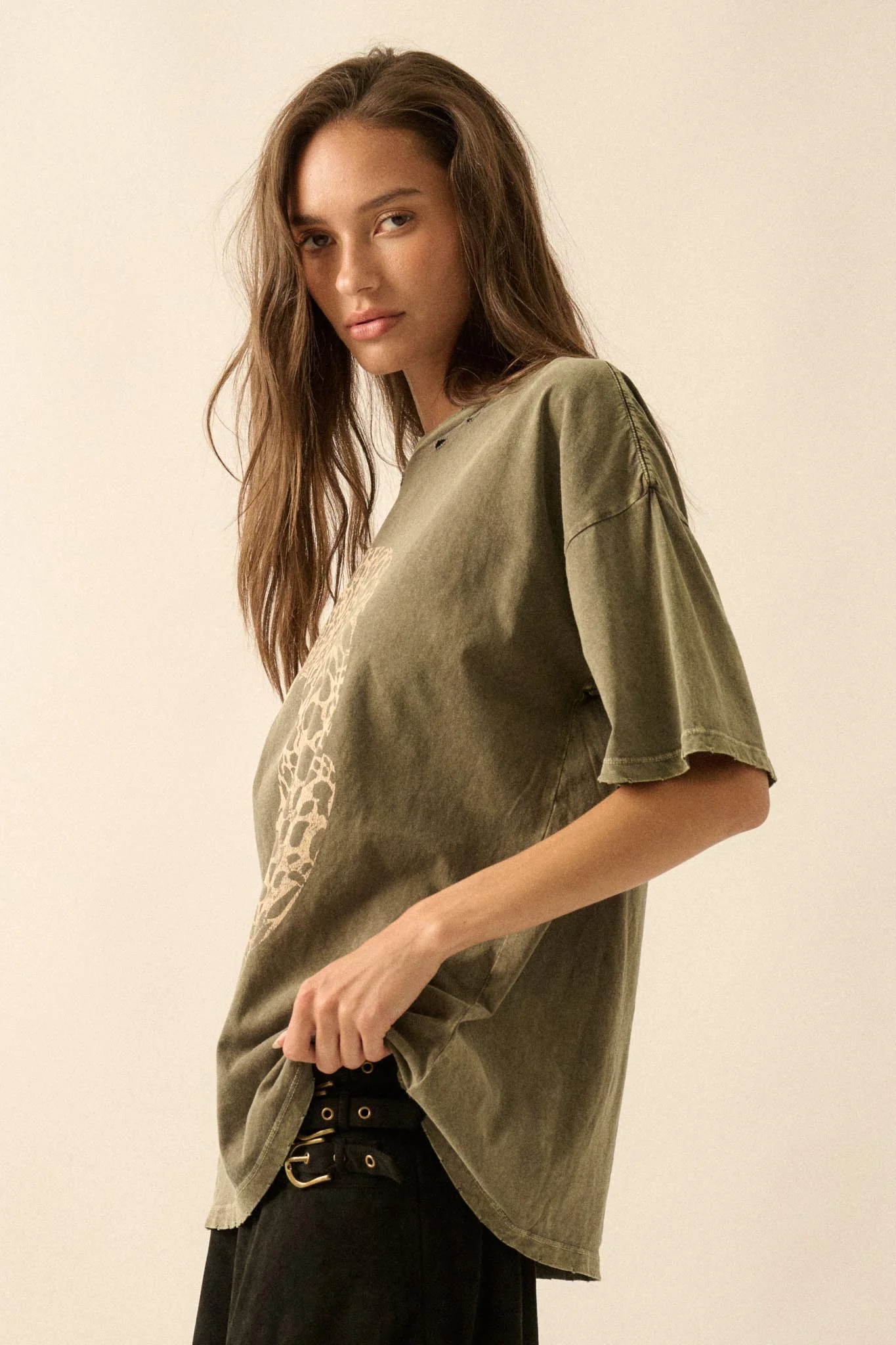 Lovely Leopard Distressed Oversize Graphic Tee - Image 17