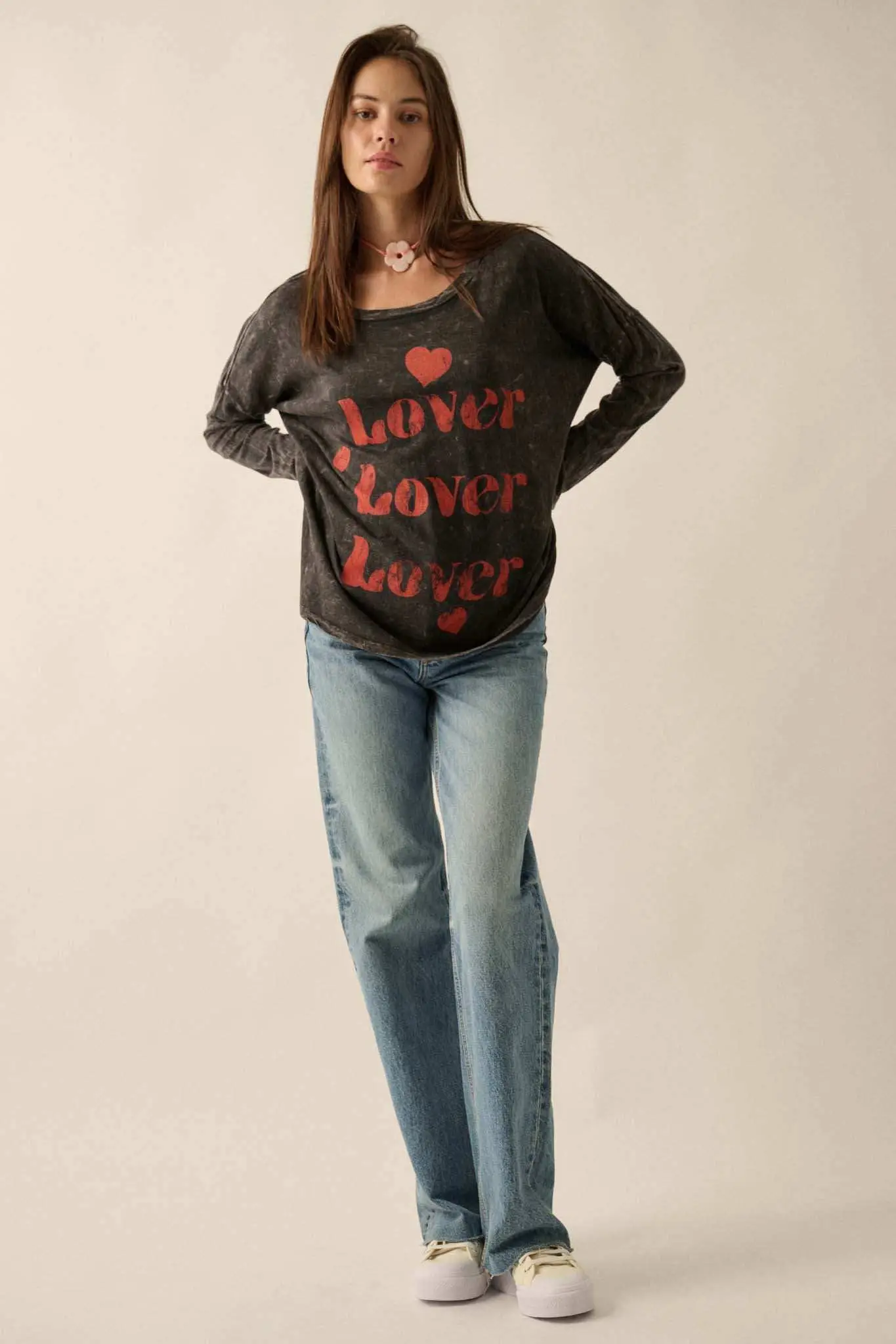 Lover Vintage-Print Long-Sleeve Graphic Tee - Image 3