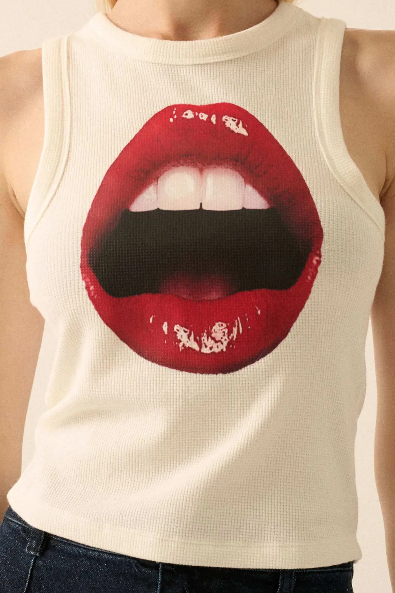 Lush Lips Crew-Neck Thermal Graphic Tank Top - Image 2