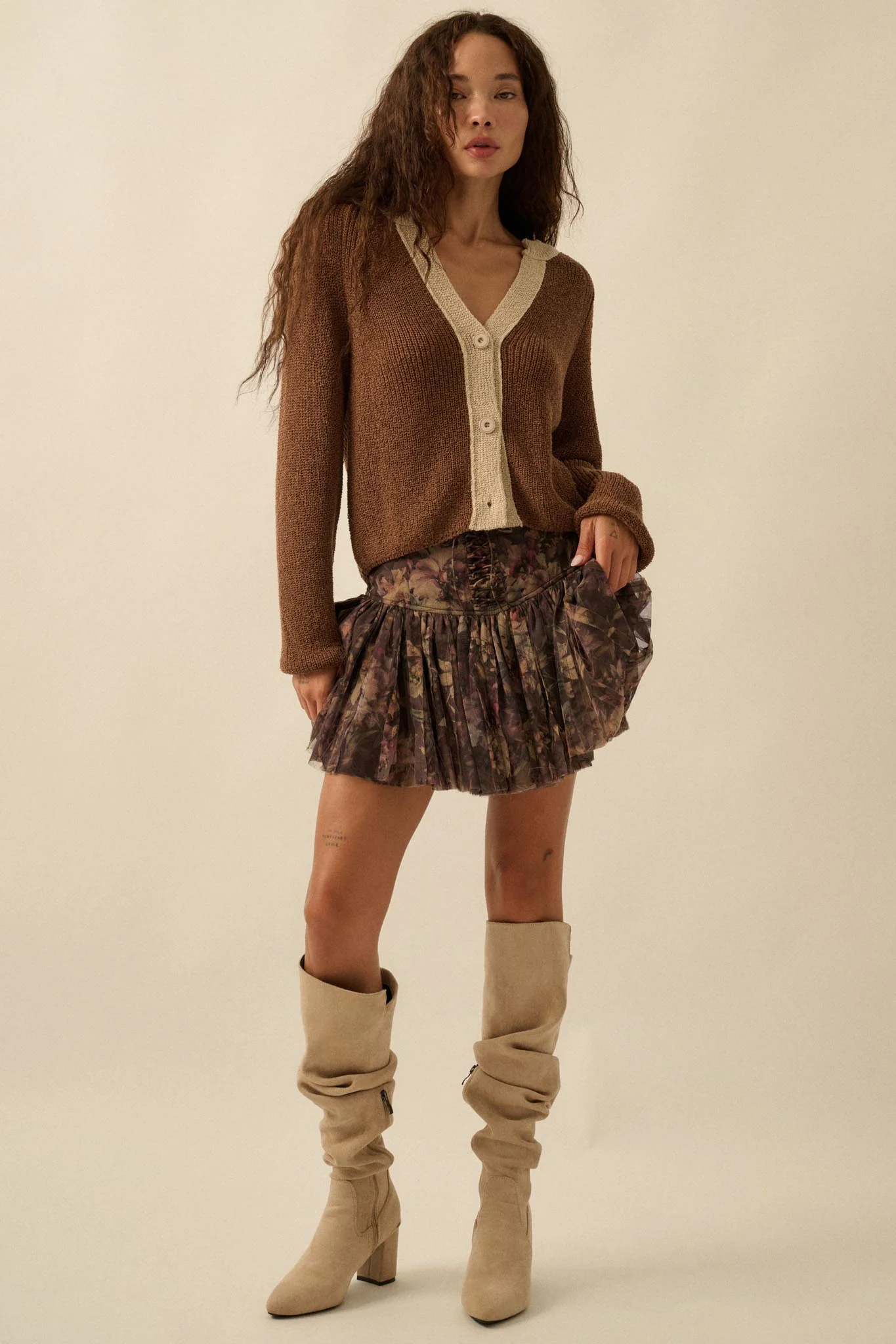 Meant to Be Contrast Knit Cropped Cardigan - Image 31