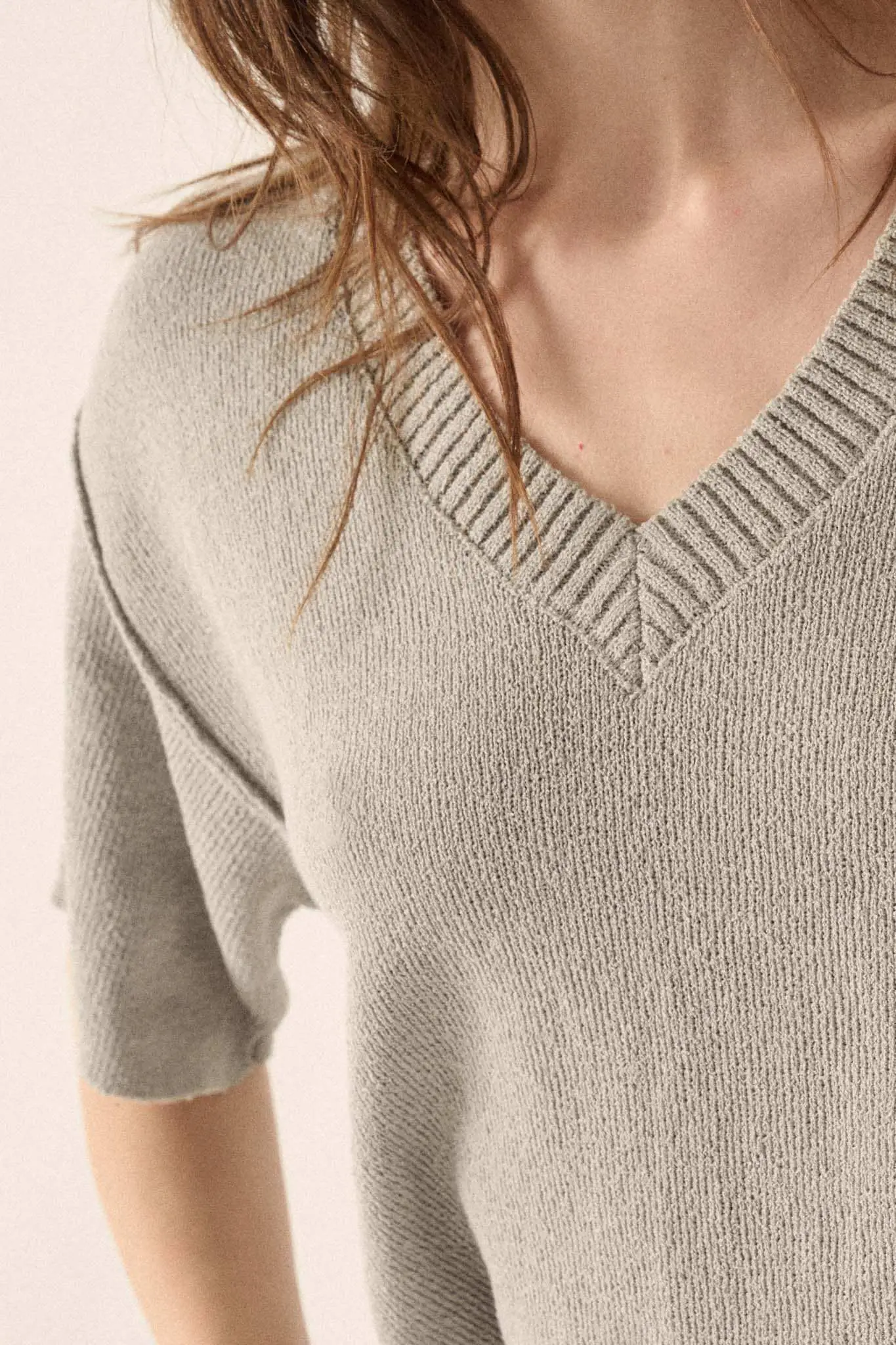 New Narrative Short-Sleeve V-Neck Sweater - Image 4