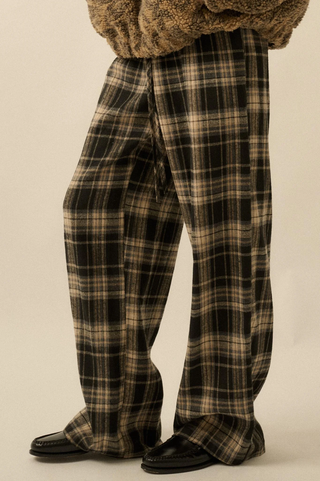 Plaid Influence Wide-Leg Drawstring Flannel Pants - Image 17