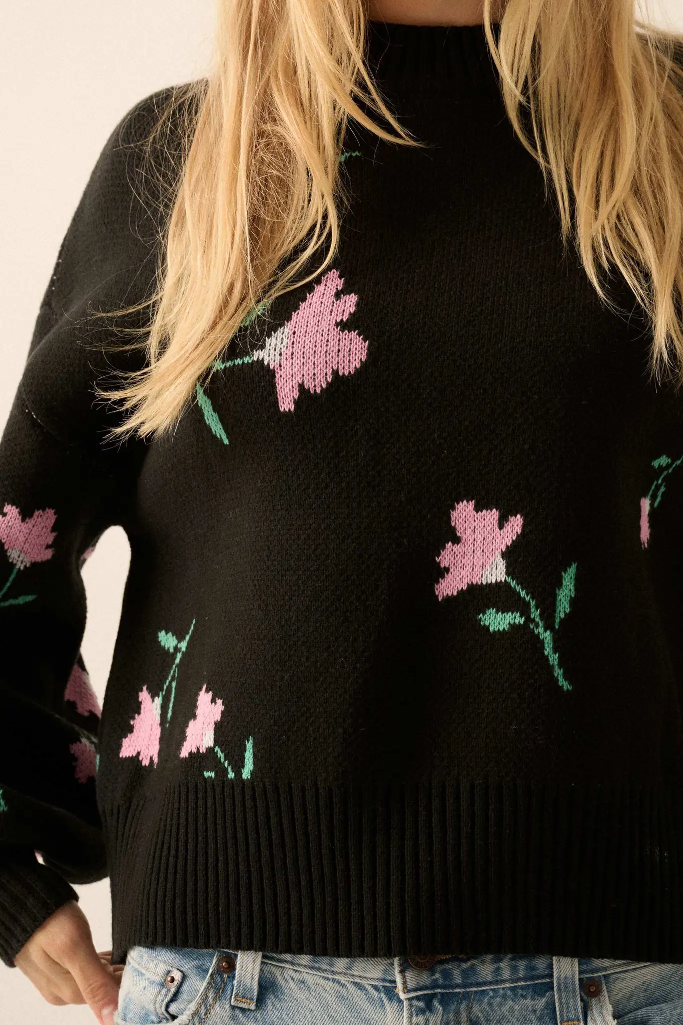 Plush Garden Floral Jacquard Bubble-Sleeve Sweater - Image 2