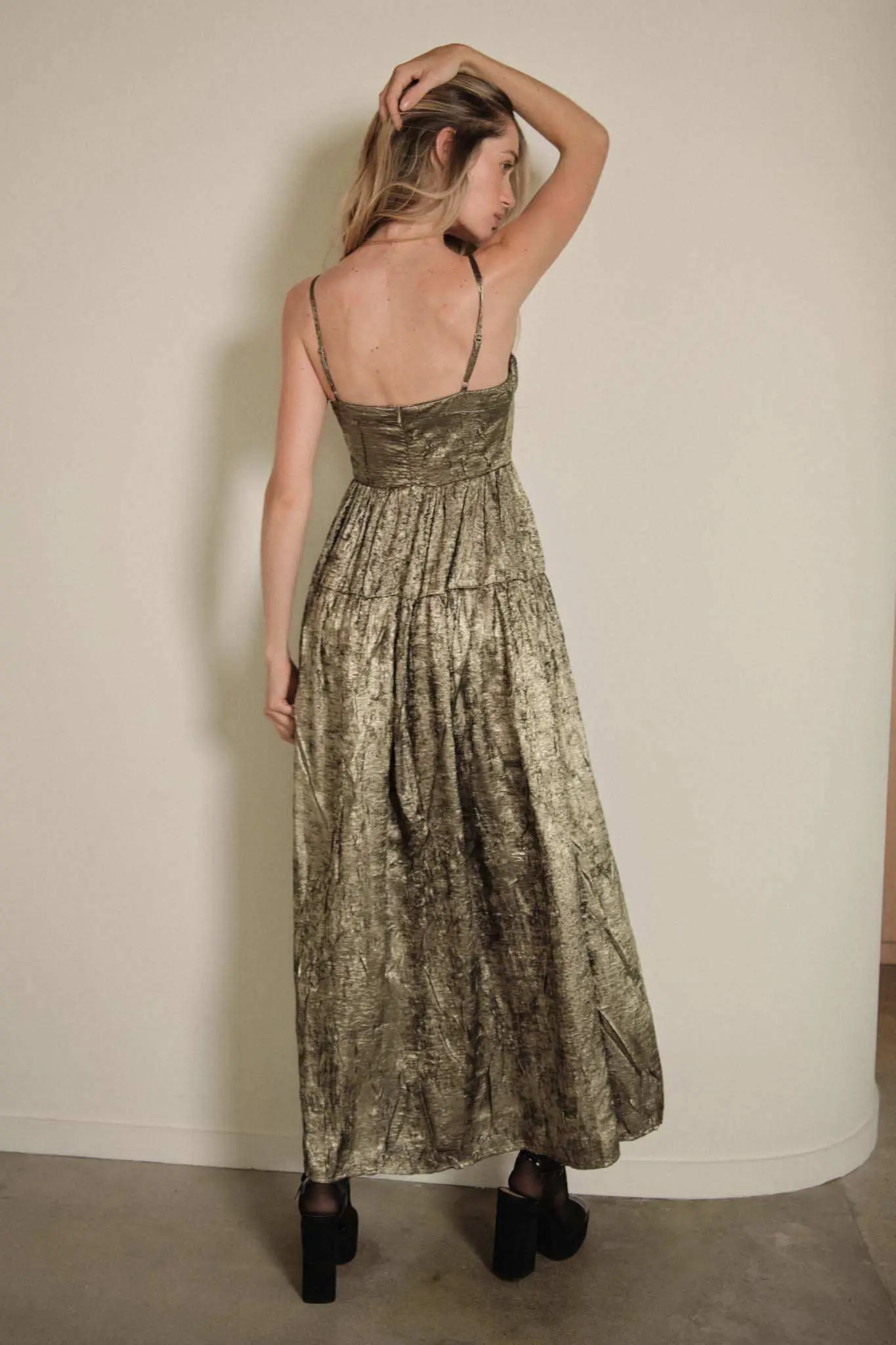 Precious Metals Textured Metallic Maxi Dress - Image 12