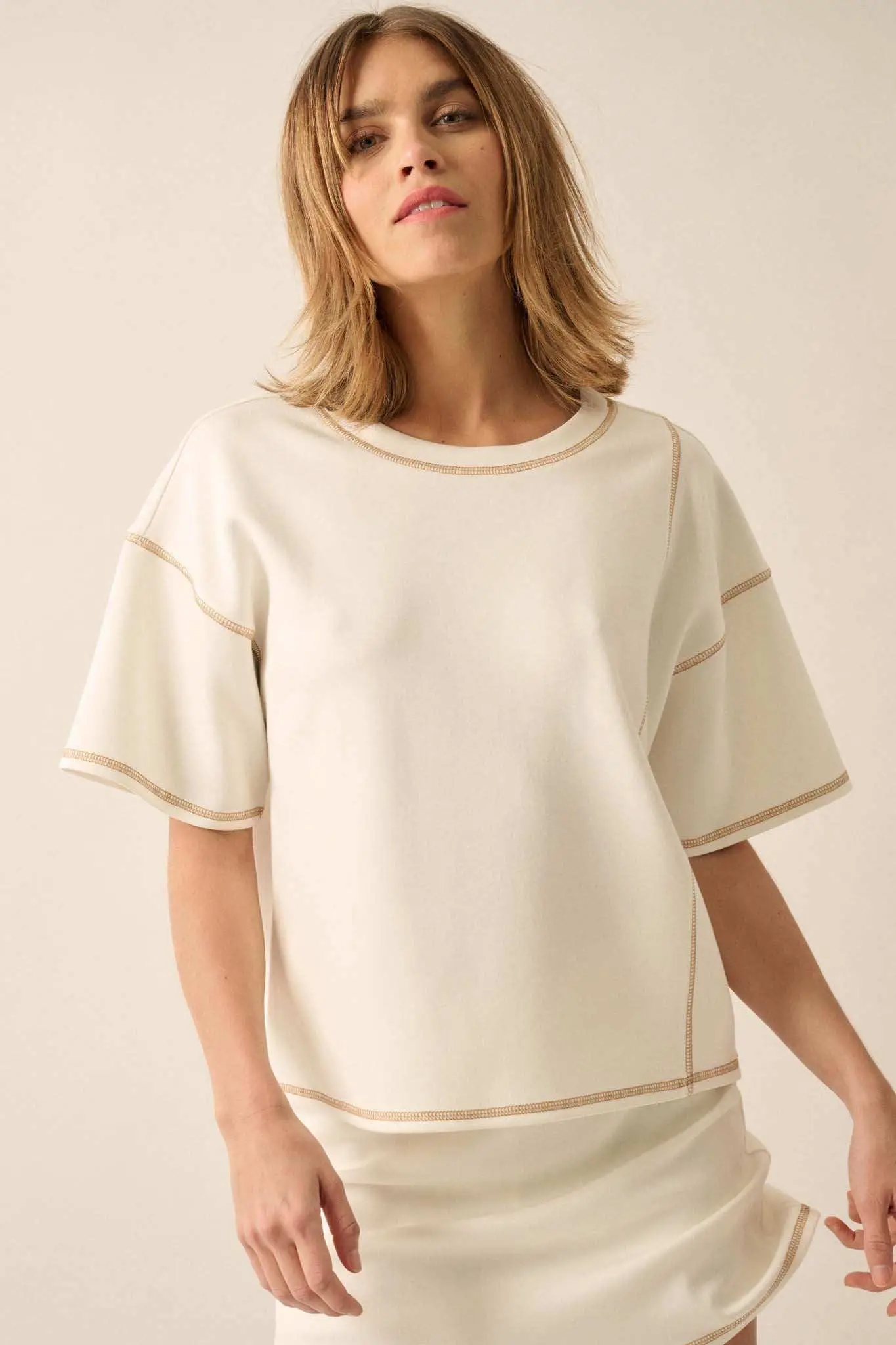 Premium Scuba Contrast-Stitch Loose-Fit Boxy Tee - Image 10