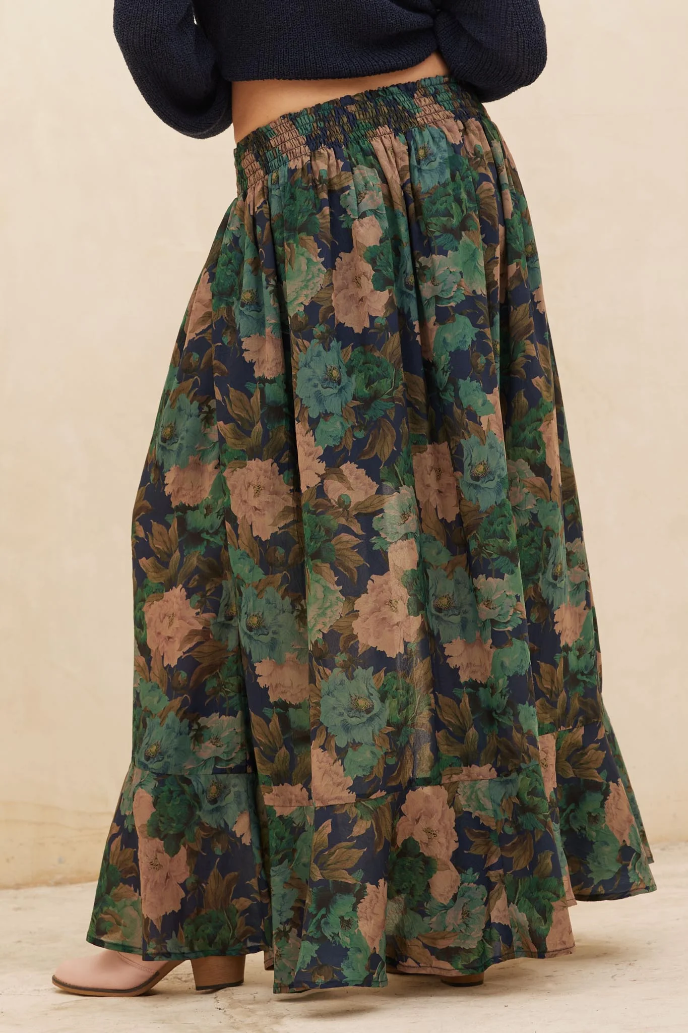 Pretty Potpourri Floral Button-Front Maxi Skirt - Image 15