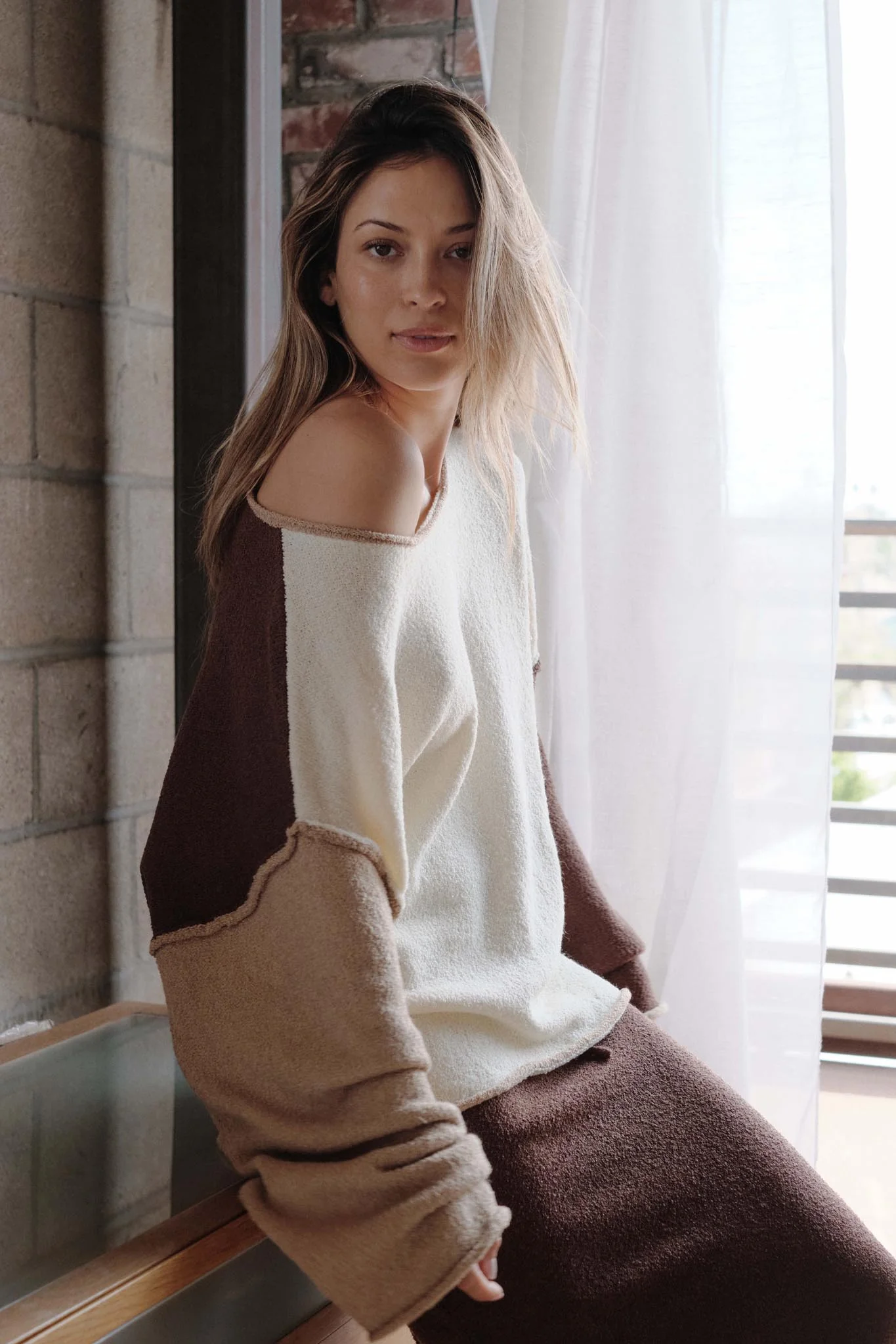 Promise the Label Colorblock Rolled-Edge Sweater - Image 3