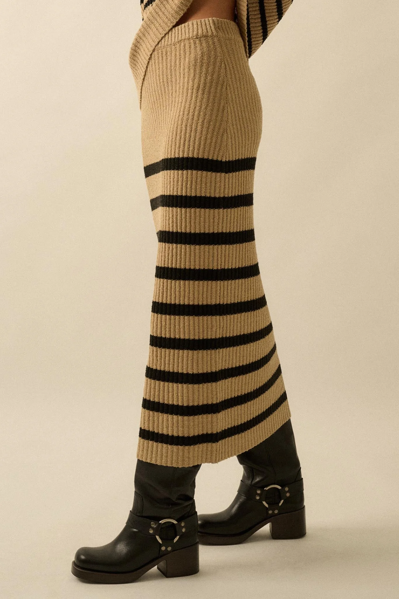 Promise the Label Striped Maxi Sweater Skirt - Image 14