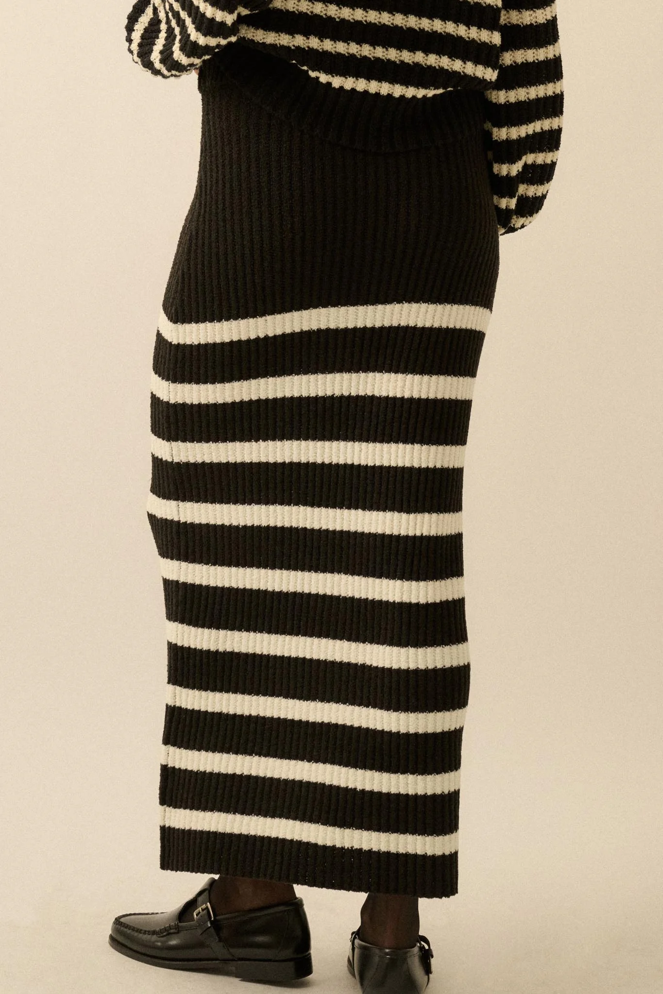 Promise the Label Striped Maxi Sweater Skirt - Image 21