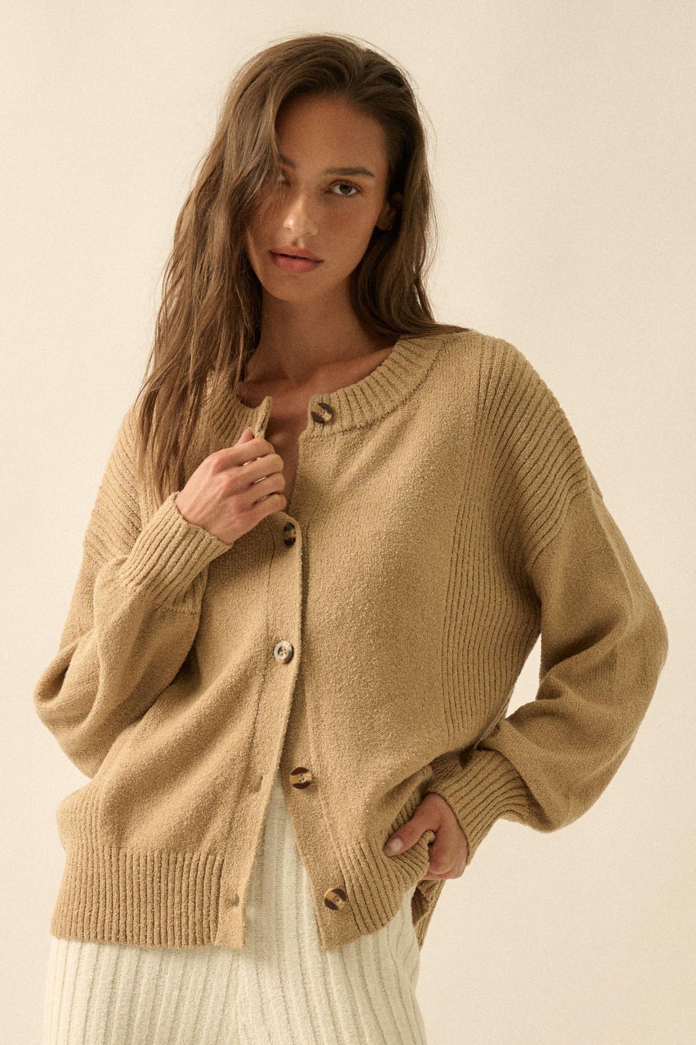 Promise the Label Textured Knit Buttoned Cardigan - Image 13
