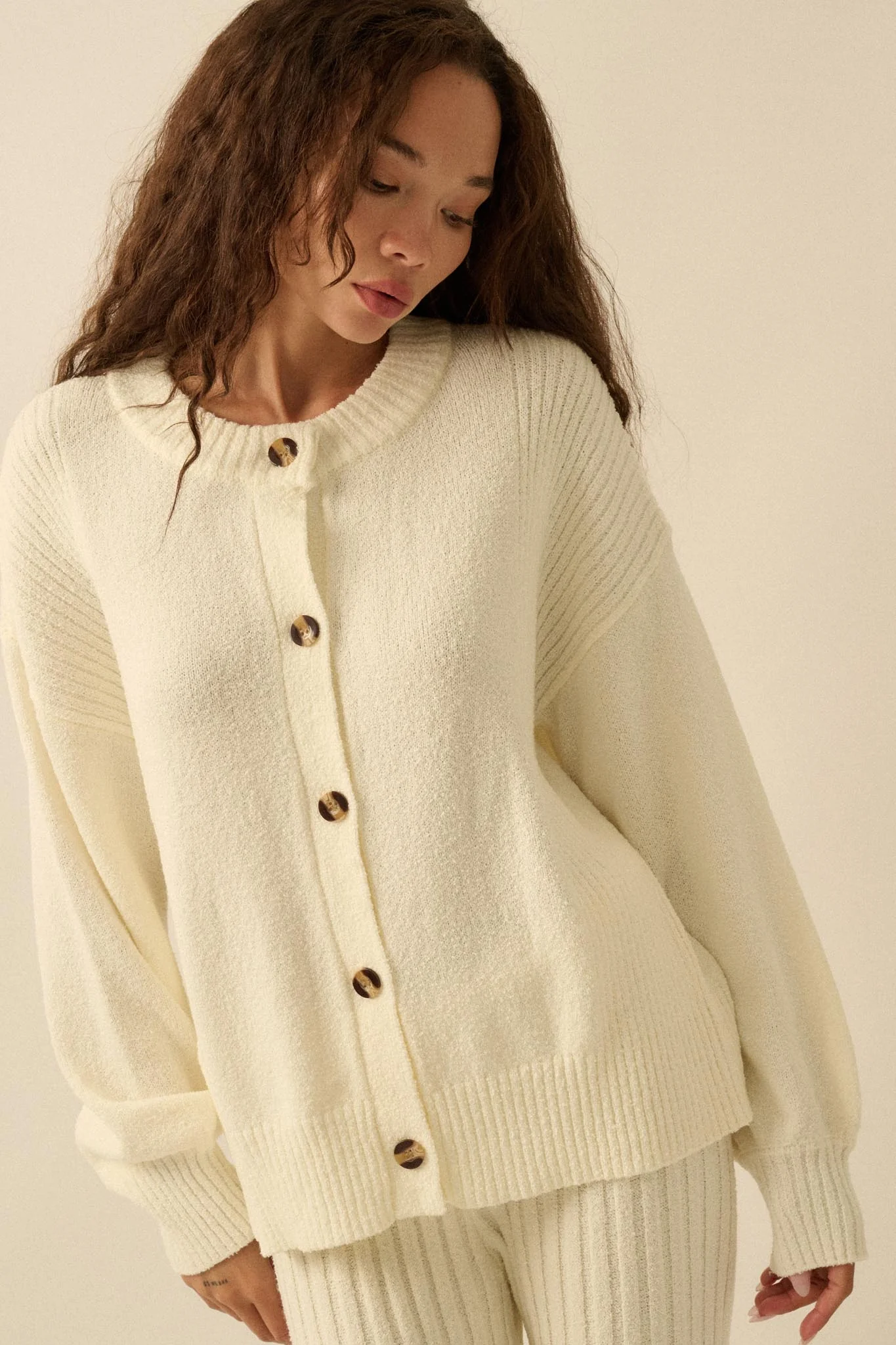 Promise the Label Textured Knit Buttoned Cardigan - Image 7