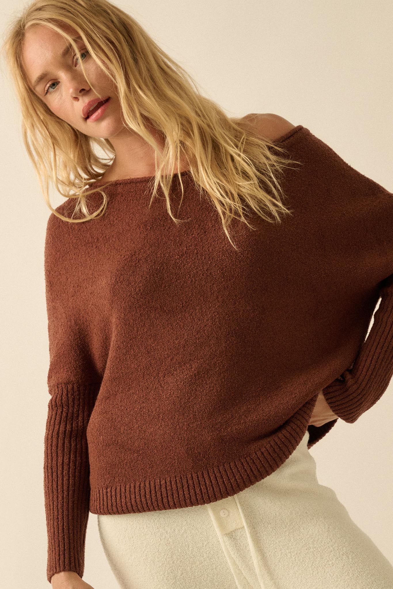 Promise the Label Textured One-Shoulder Sweater - Image 19