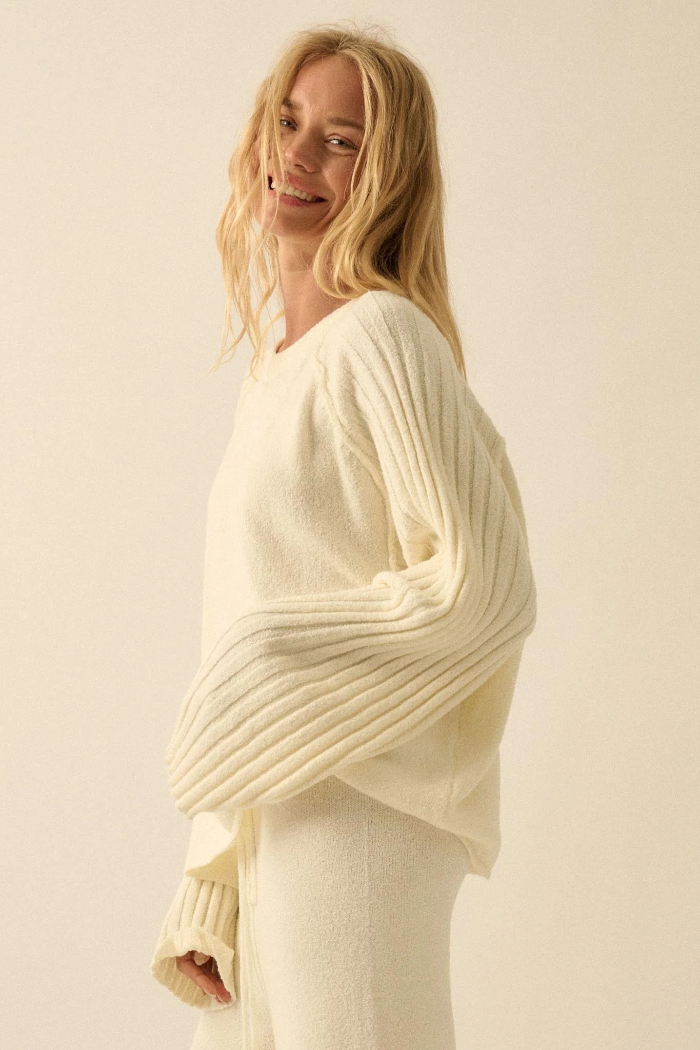 Promise the Label Textured Ribbed-Sleeve Sweater - Image 5