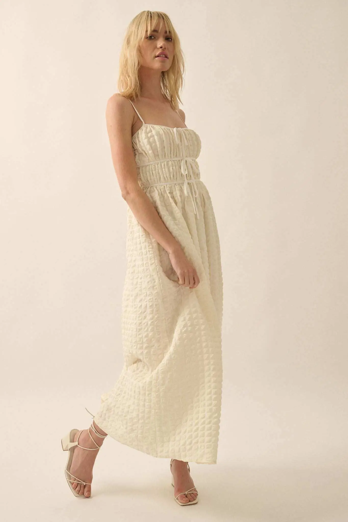 Puff Piece Textured Bubble Plaid Maxi Dress - Image 11