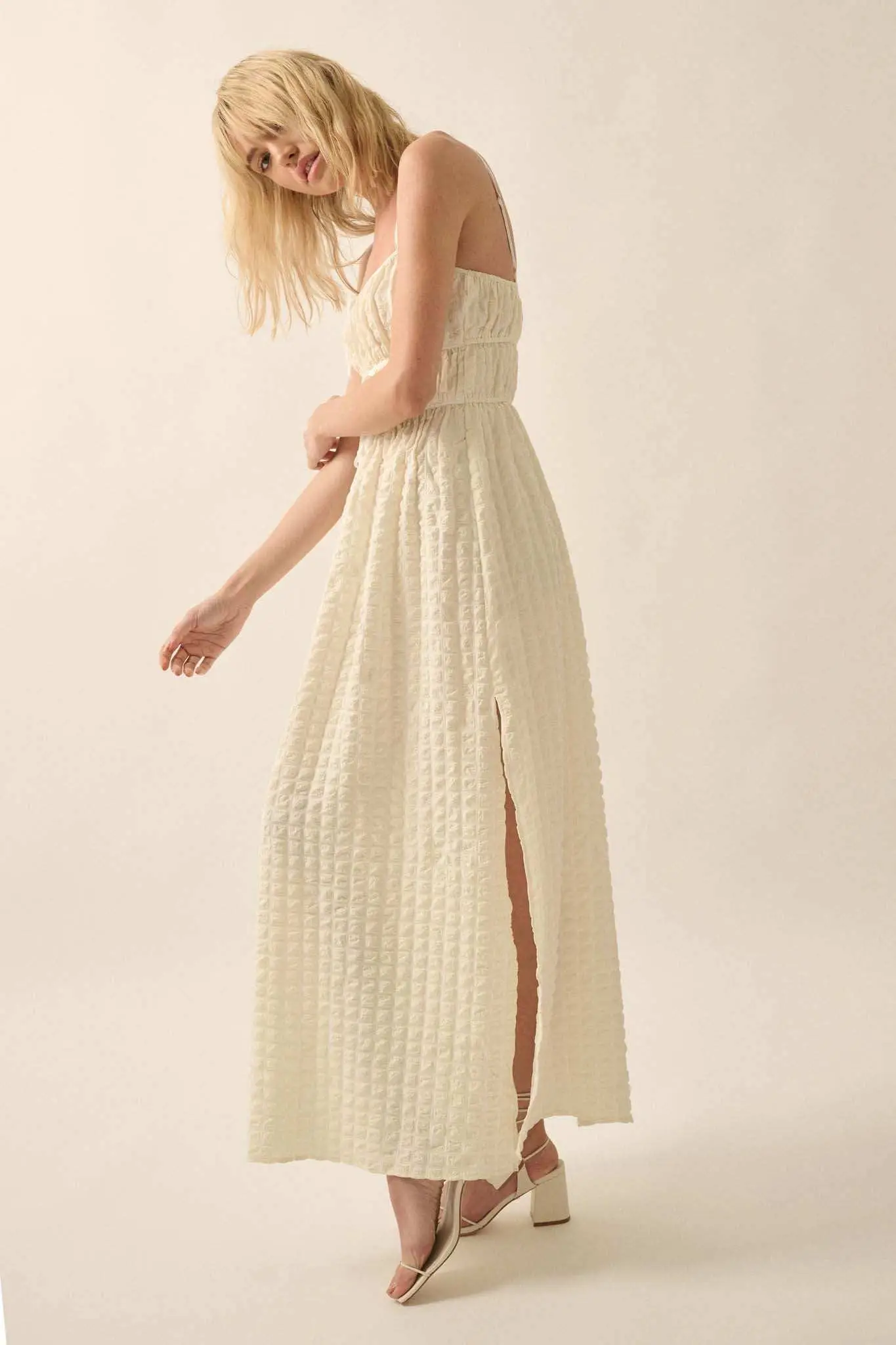 Puff Piece Textured Bubble Plaid Maxi Dress - Image 13