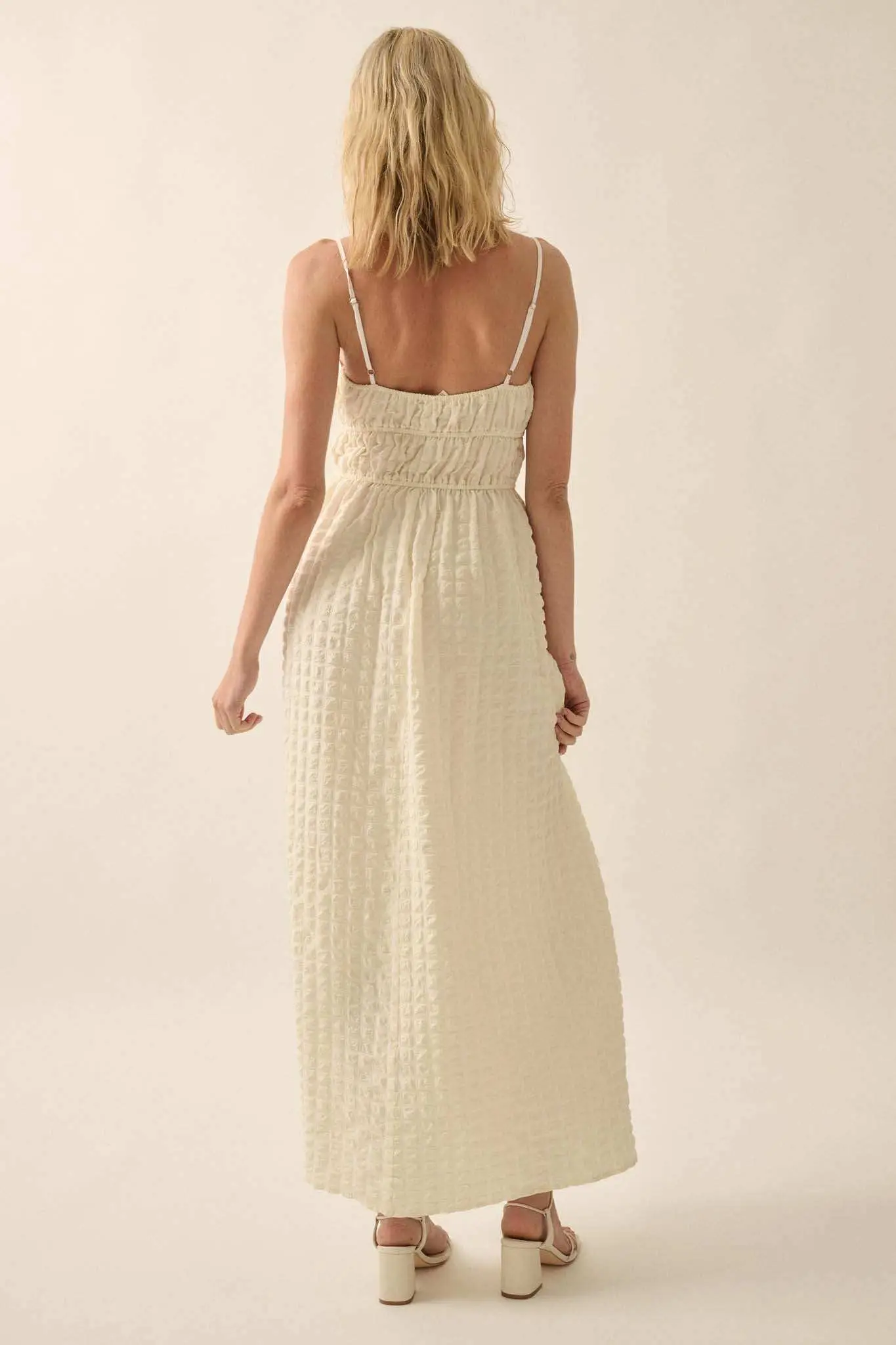Puff Piece Textured Bubble Plaid Maxi Dress - Image 14