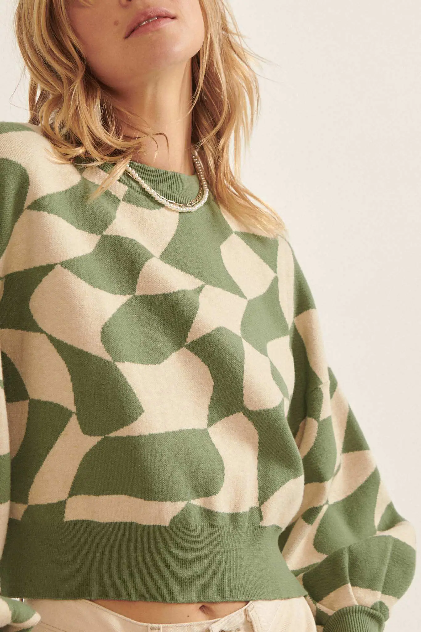 Queen's Row Abstract Checkerboard Sweater - Image 12