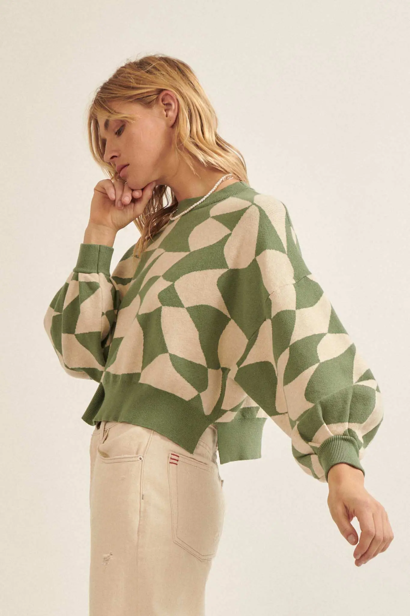 Queen's Row Abstract Checkerboard Sweater - Image 14