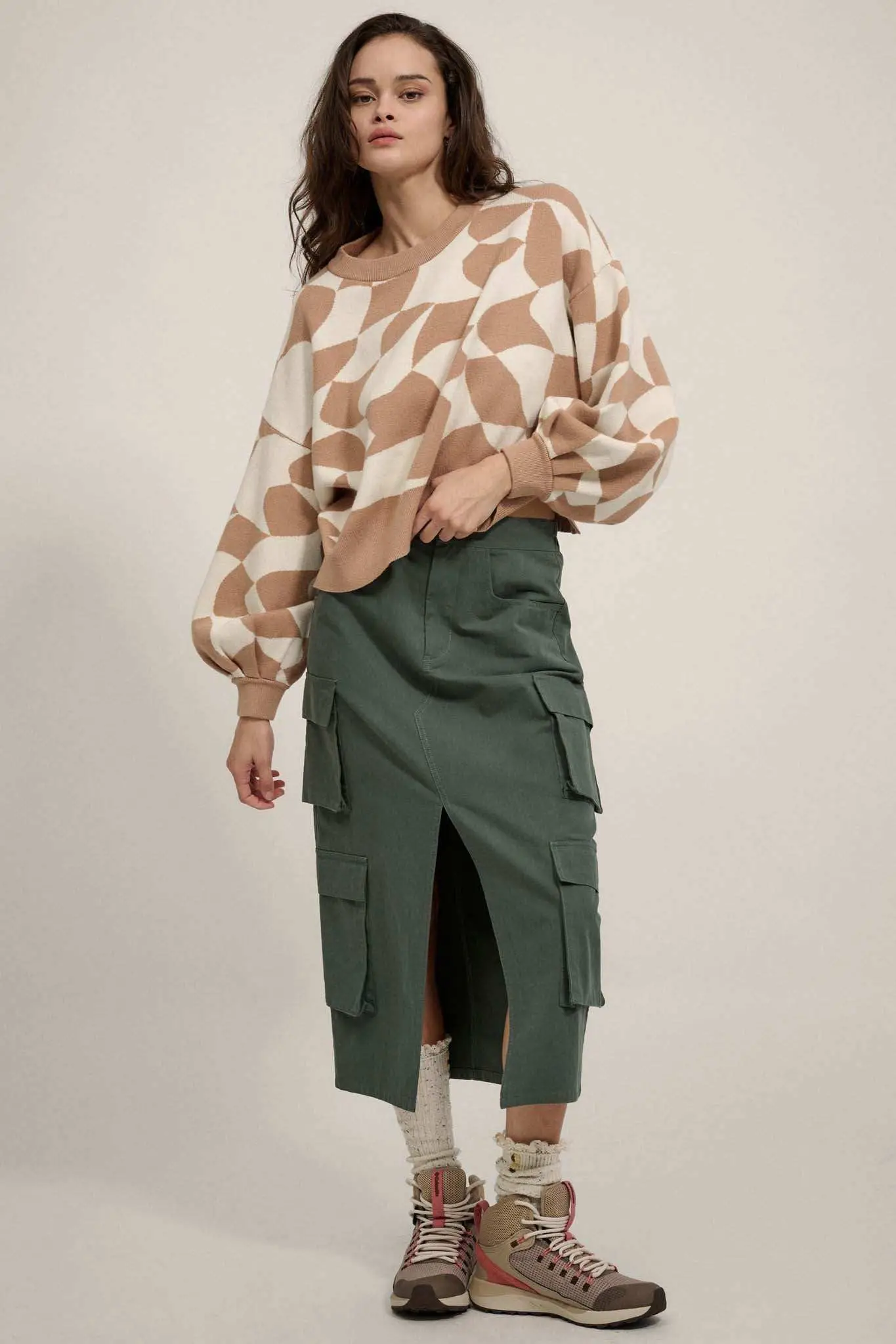 Queen's Row Abstract Checkerboard Sweater - Image 7
