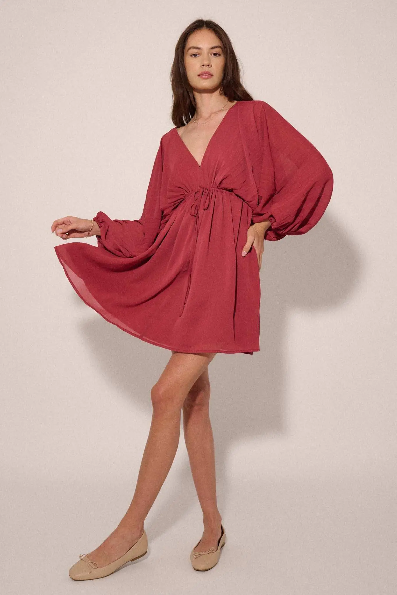 Ripple Effect Accordion Pleated Kimono Mini Dress - Image 31