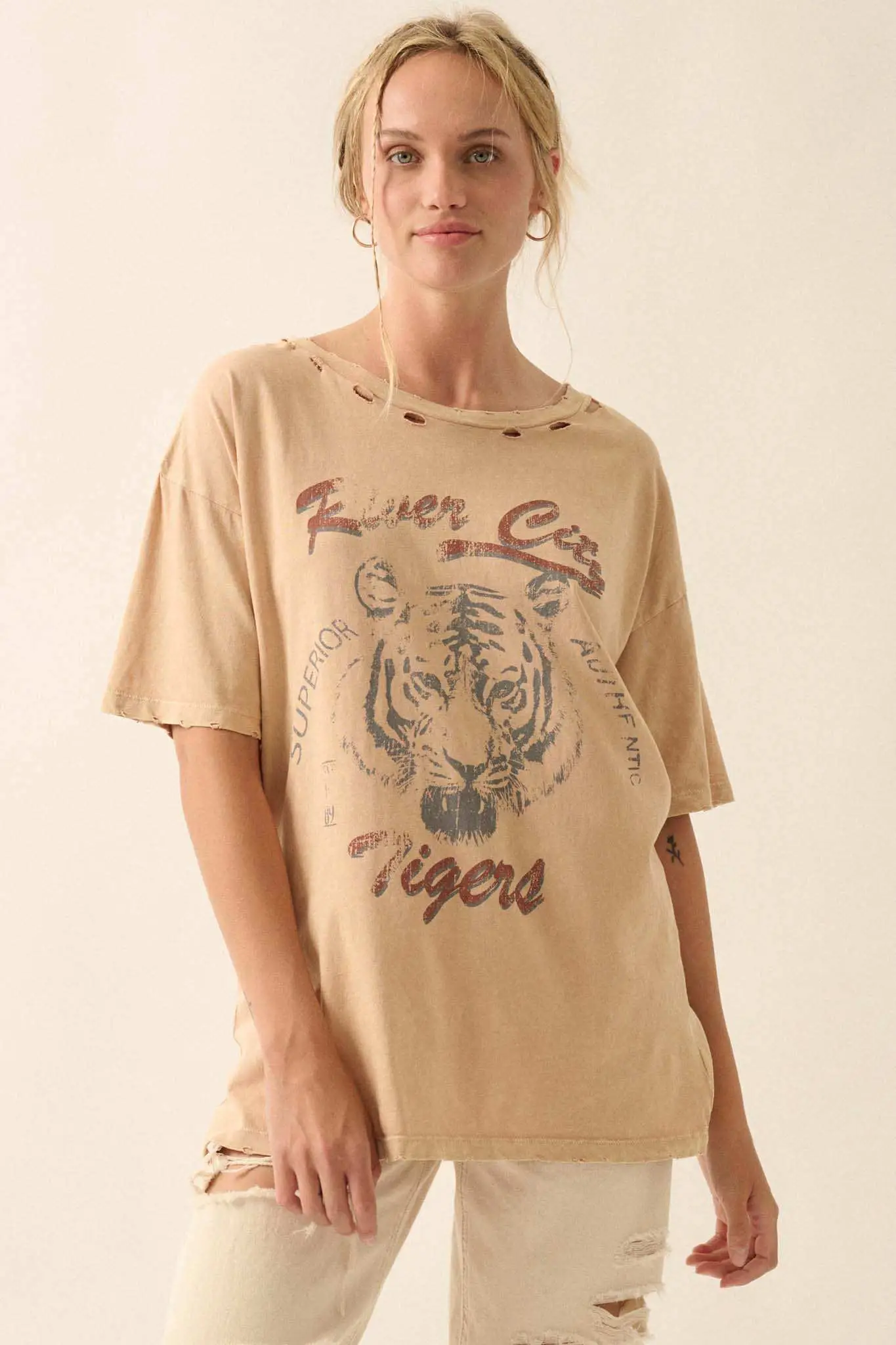 River City Tigers Distressed Oversize Graphic Tee - Image 3