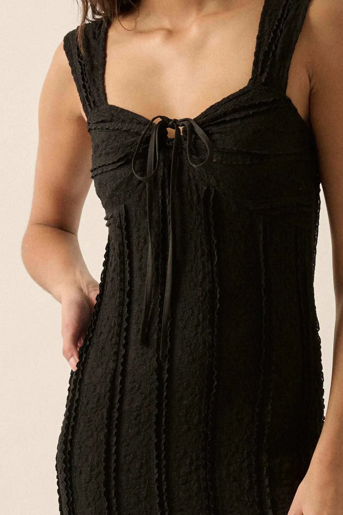 Romantic Heart Ruffled Floral Lace Midi Dress - Image 3