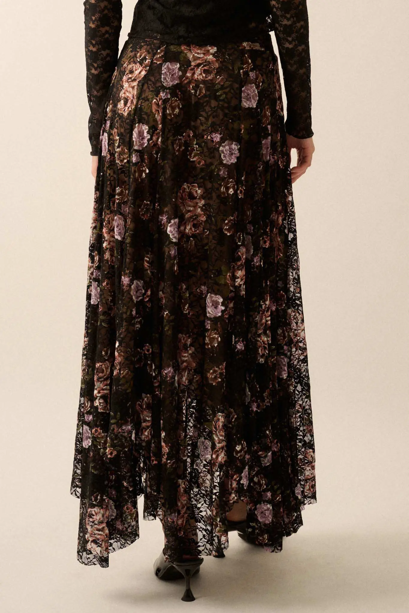 Secret Garden Floral-Print Lace Maxi Skirt - Image 12