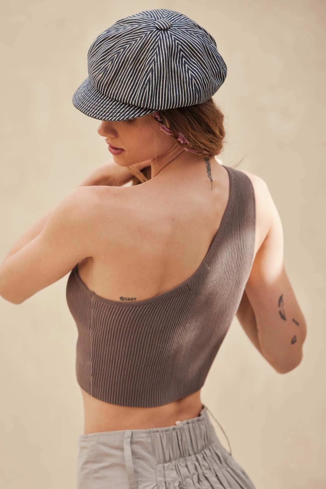 Shaper Fit Asymmetrical Cropped Cutout Tank Top - Image 8