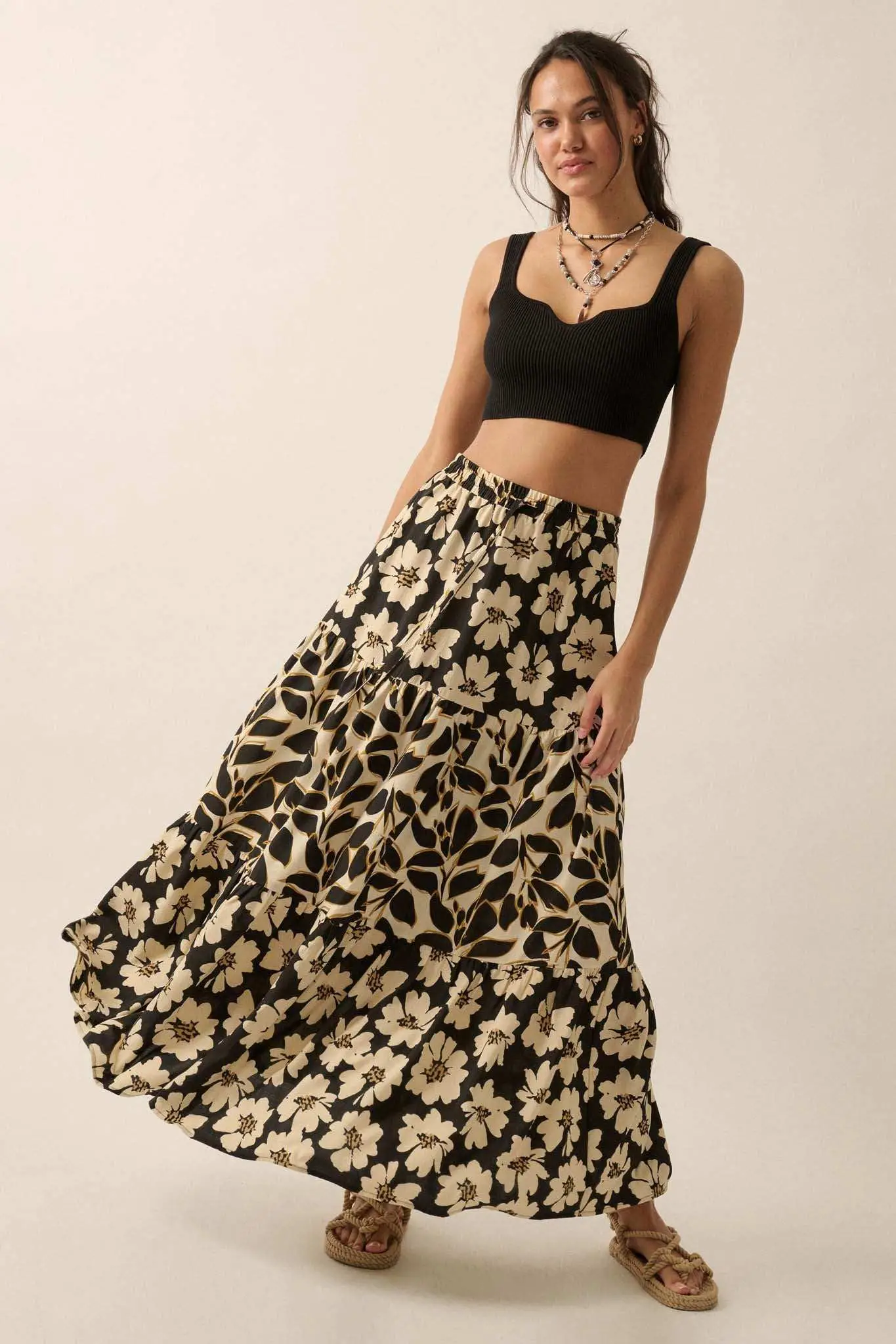Shaper Fit Cropped Rib-Knit Sweetheart Tank Top - Image 5