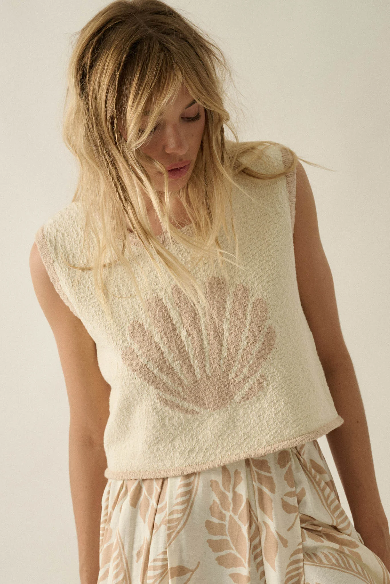 Shell Yeah Textured Jacquard-Knit Sweater Tank Top - Image 7