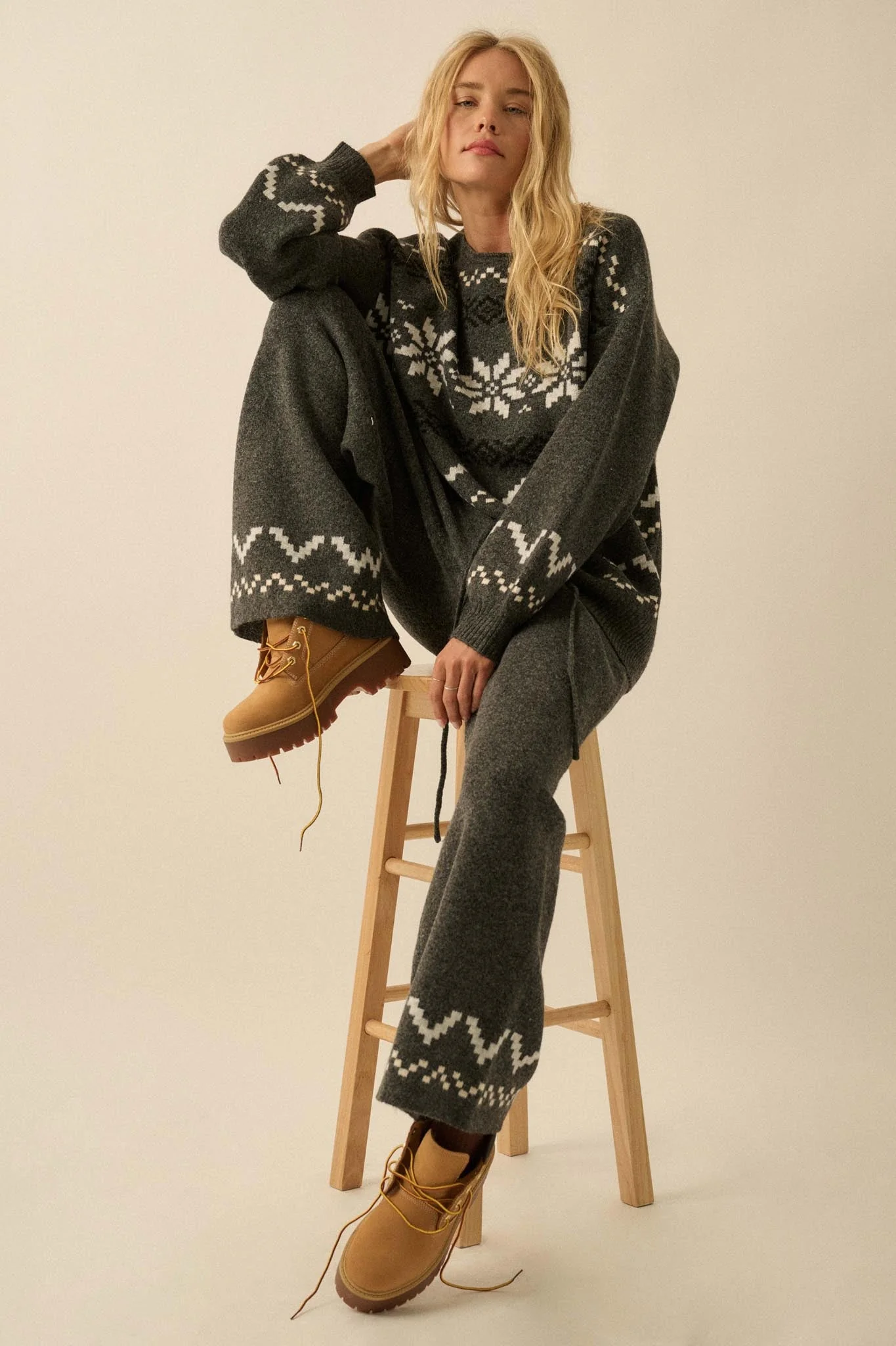 Snowy Peaks Oversize Alpine-Knit Sweater - Image 7