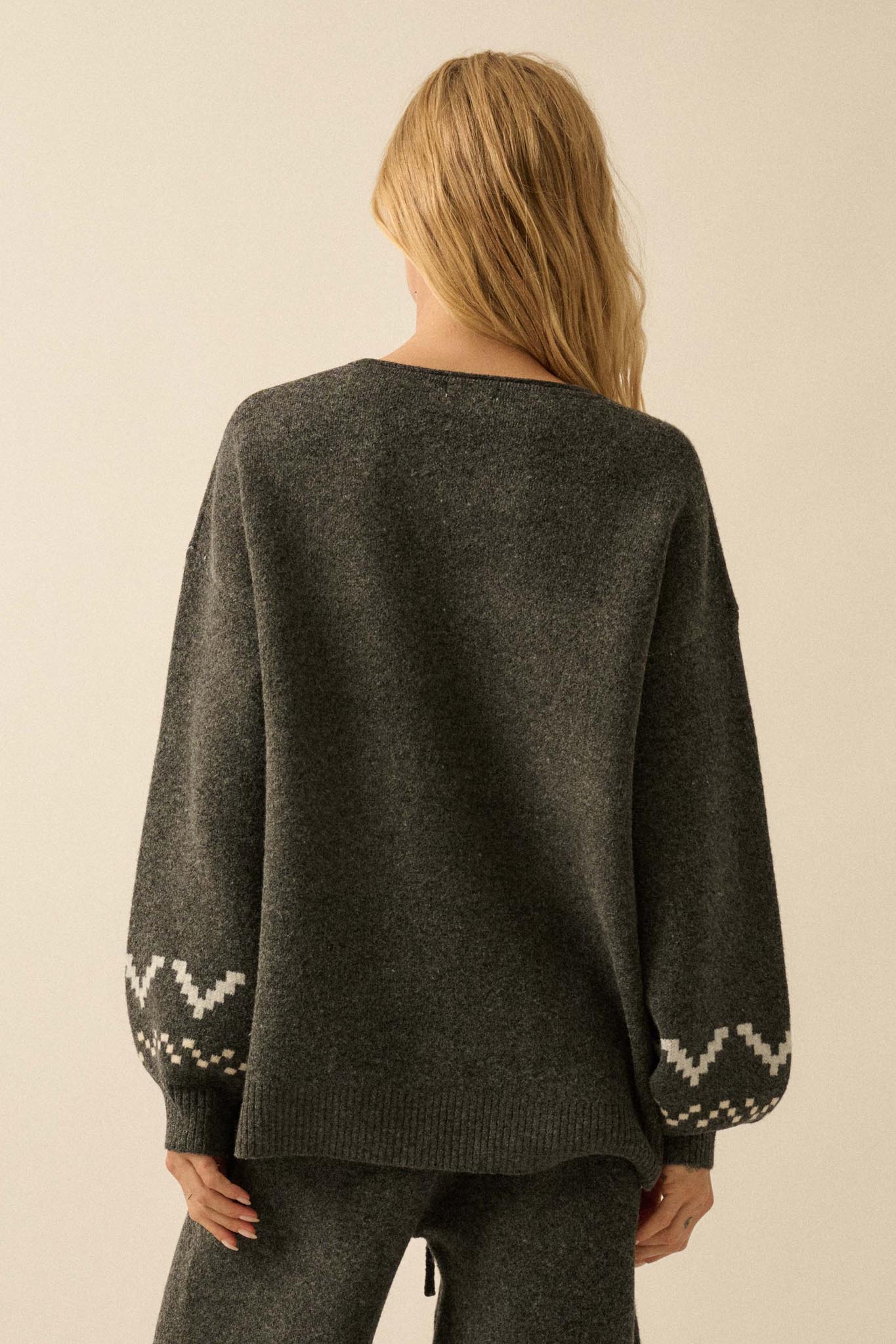 Snowy Peaks Oversize Alpine-Knit Sweater - Image 9