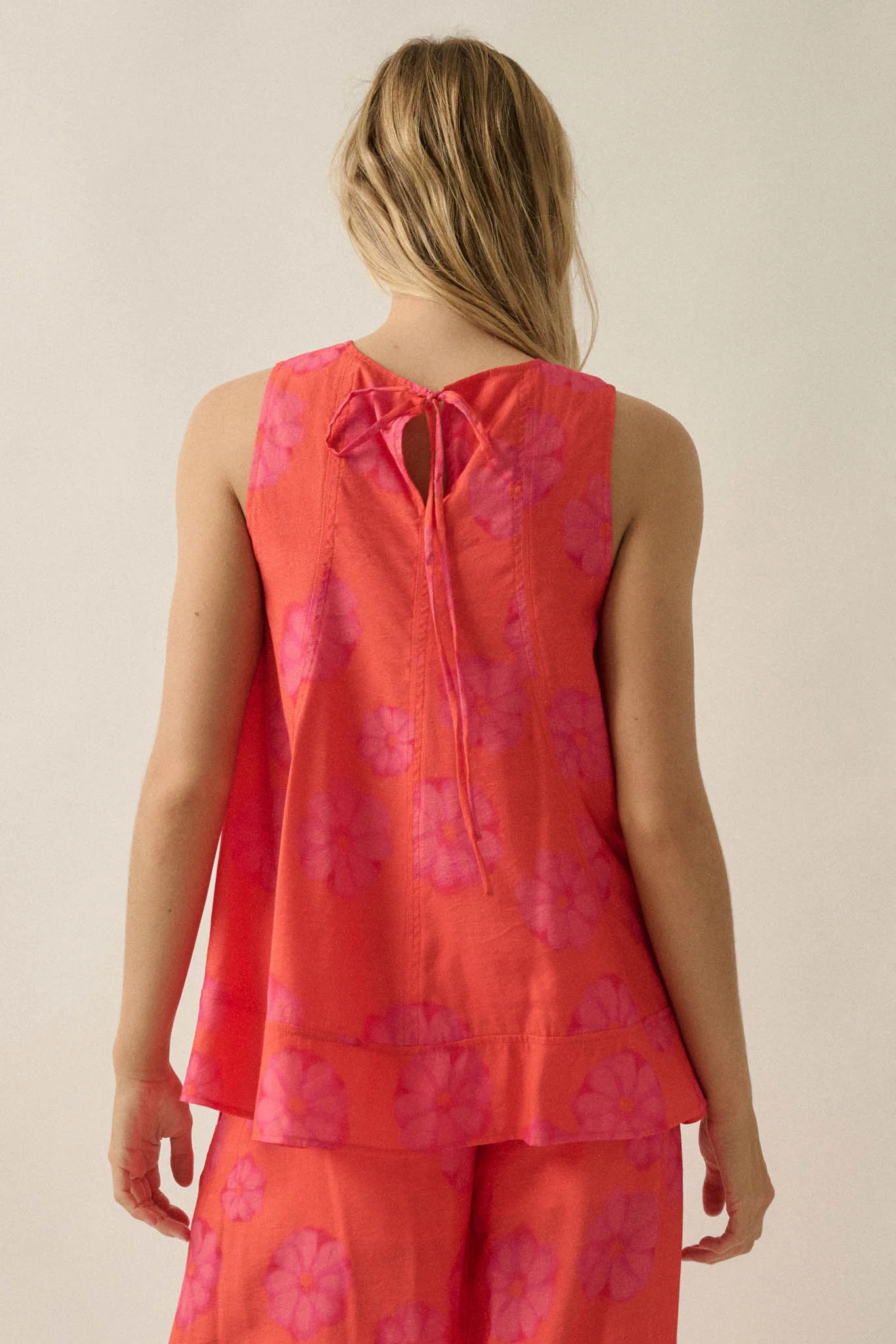 So Delightful Floral Sleeveless A-Line Swing Top - Image 12