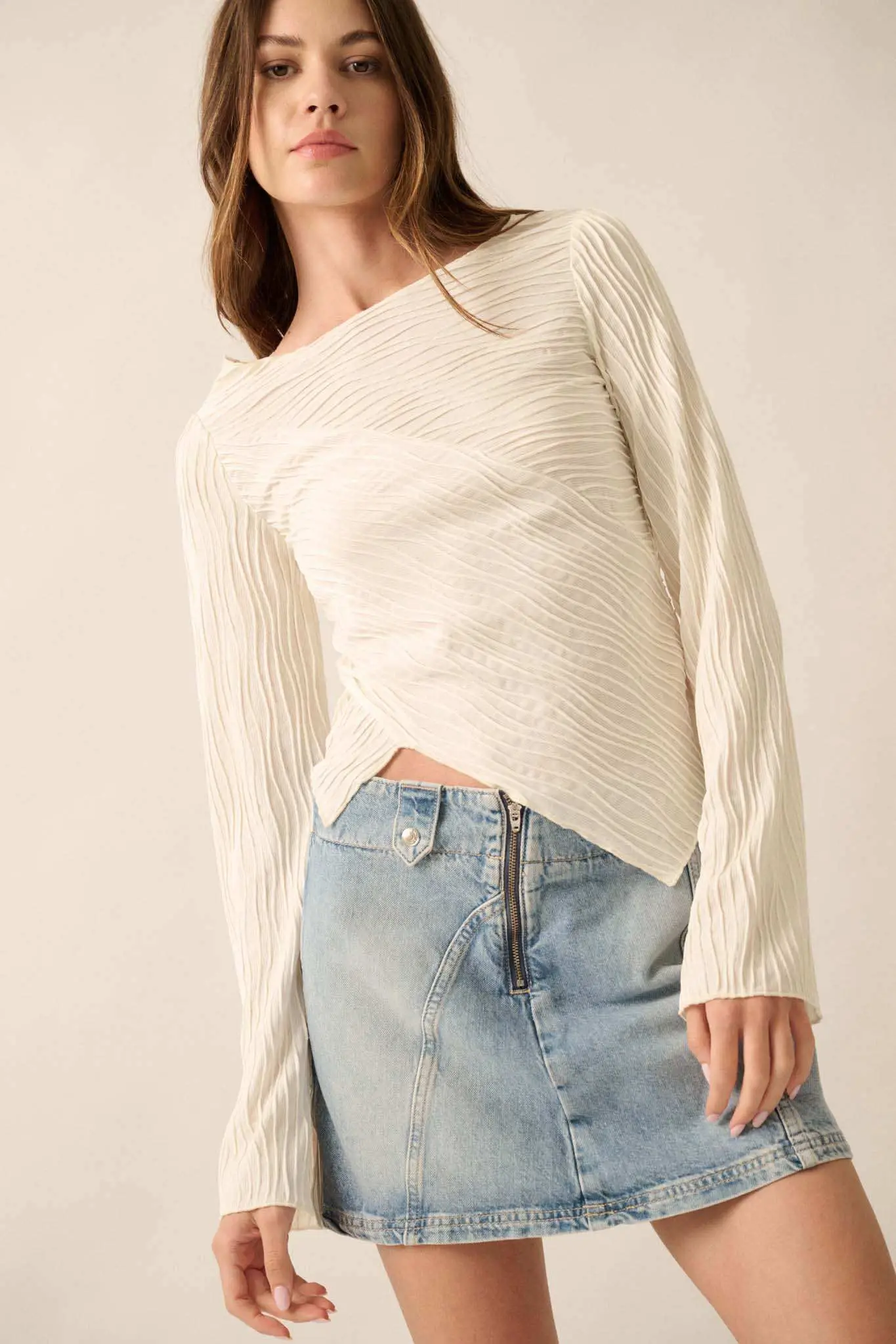 So It Flows Wavy Ribbed-Knit Asymmetrical Top - Image 13