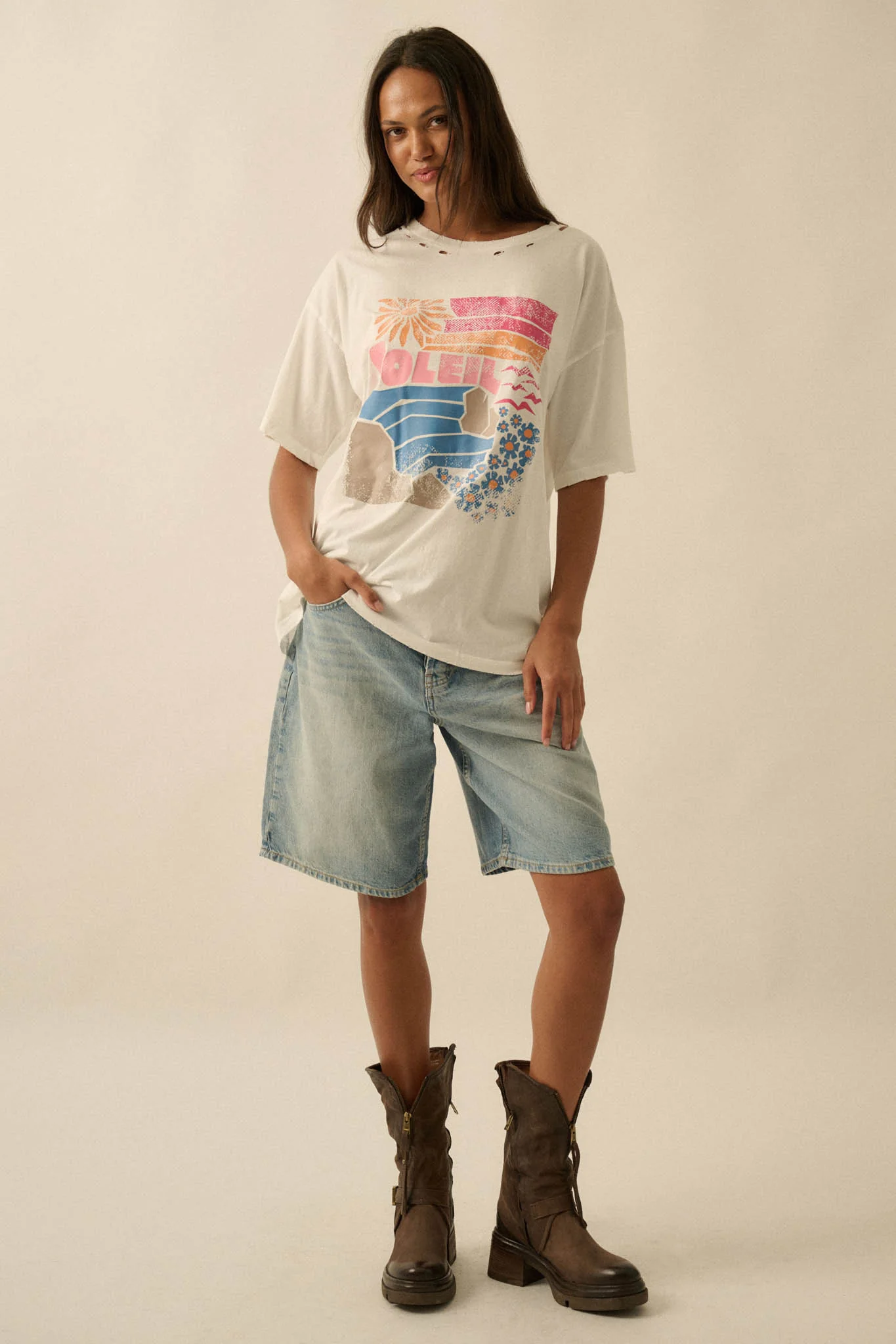 Soleil Beach Distressed Oversize Graphic Tee - Image 3